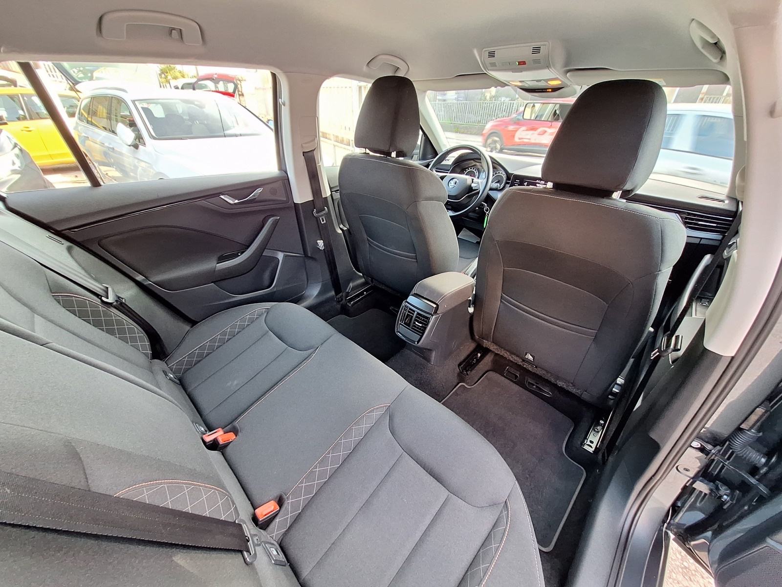 Škoda Kamiq 1,6 TDI 115KS .LED/u suautavu pdv, fotografija 20