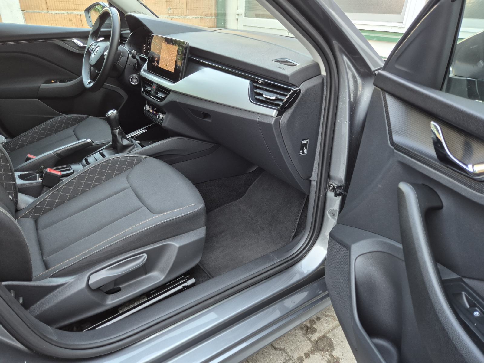 Škoda Kamiq Ambition 1,0 TSI - virtual cockpit, fotografija 7