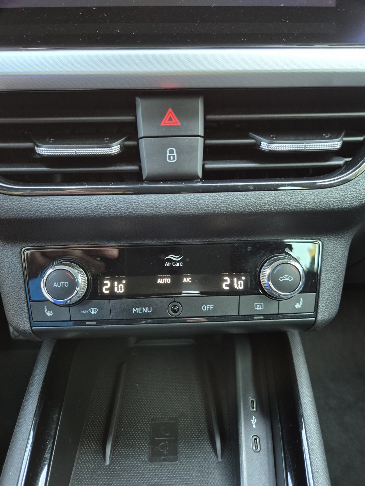 Škoda Kamiq Ambition 1,0 TSI - virtual cockpit, fotografija 19