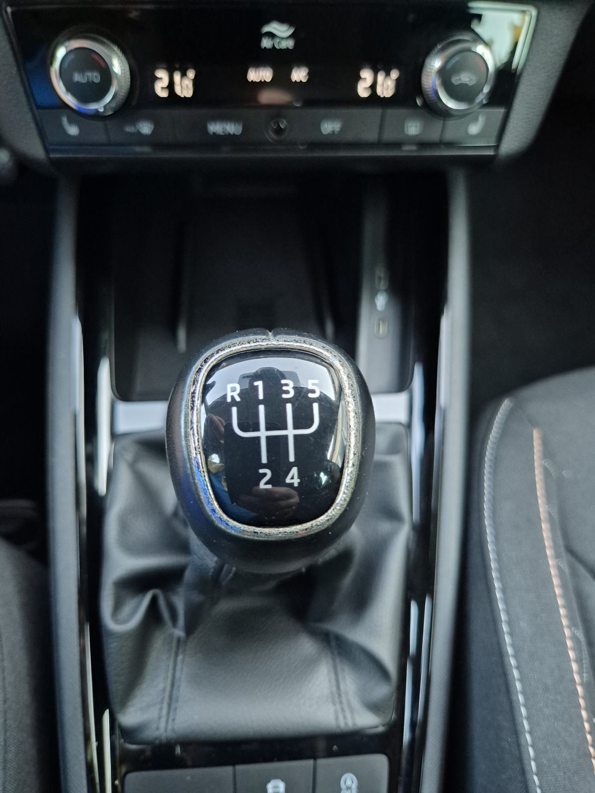 Škoda Kamiq Ambition 1,0 TSI - virtual cockpit, fotografija 20