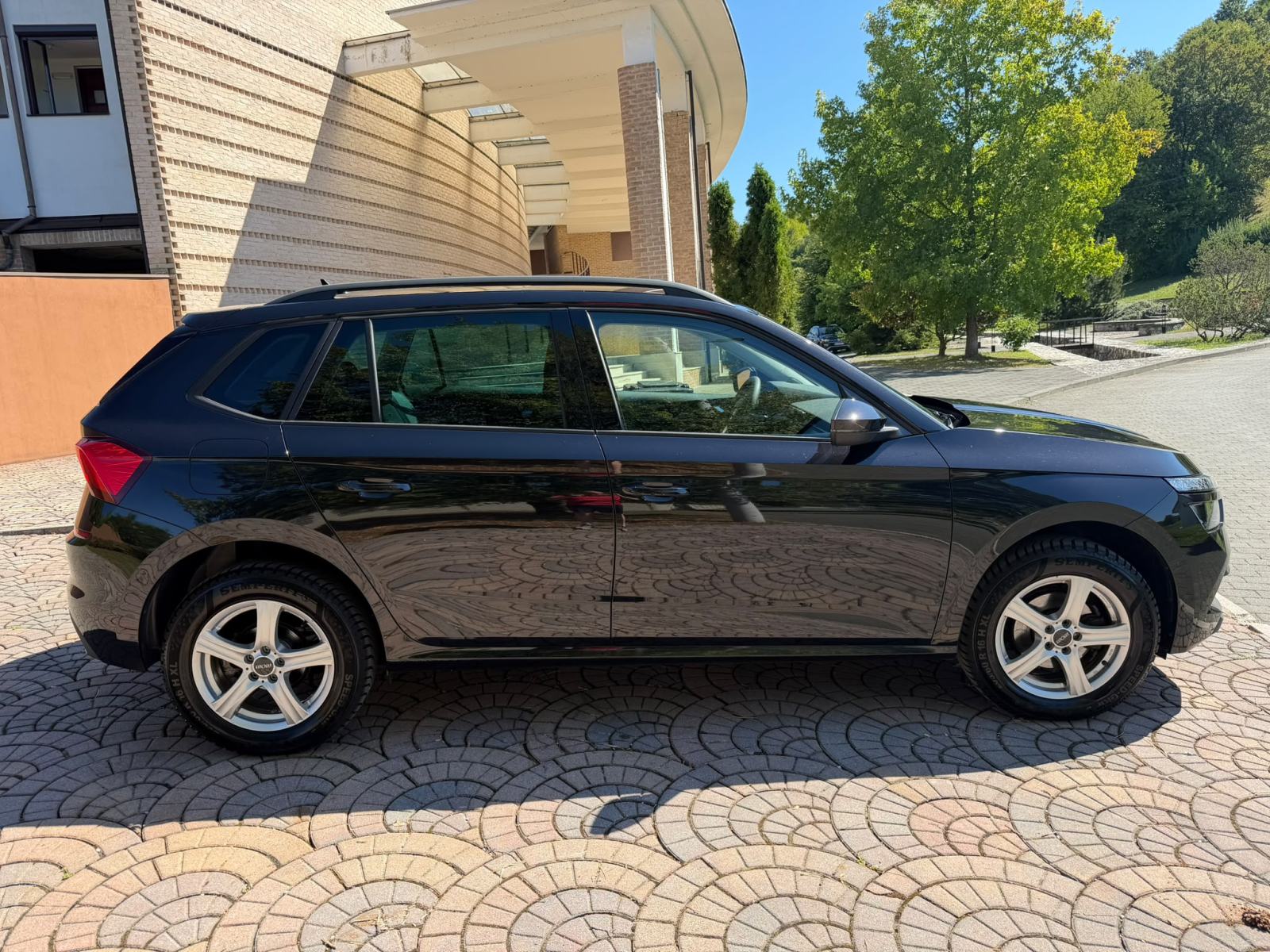 ŠKODA KAMIQ, TOP STANJE, SERVISNA, fotografija 4