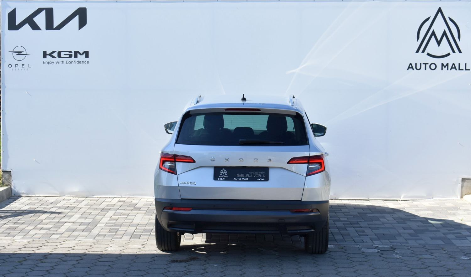 Škoda Karoq 1.0 TSI * JAMSTVO, ODLIČNA OPREMA, TEHNIČKI U CIJENI*, fotografija 10