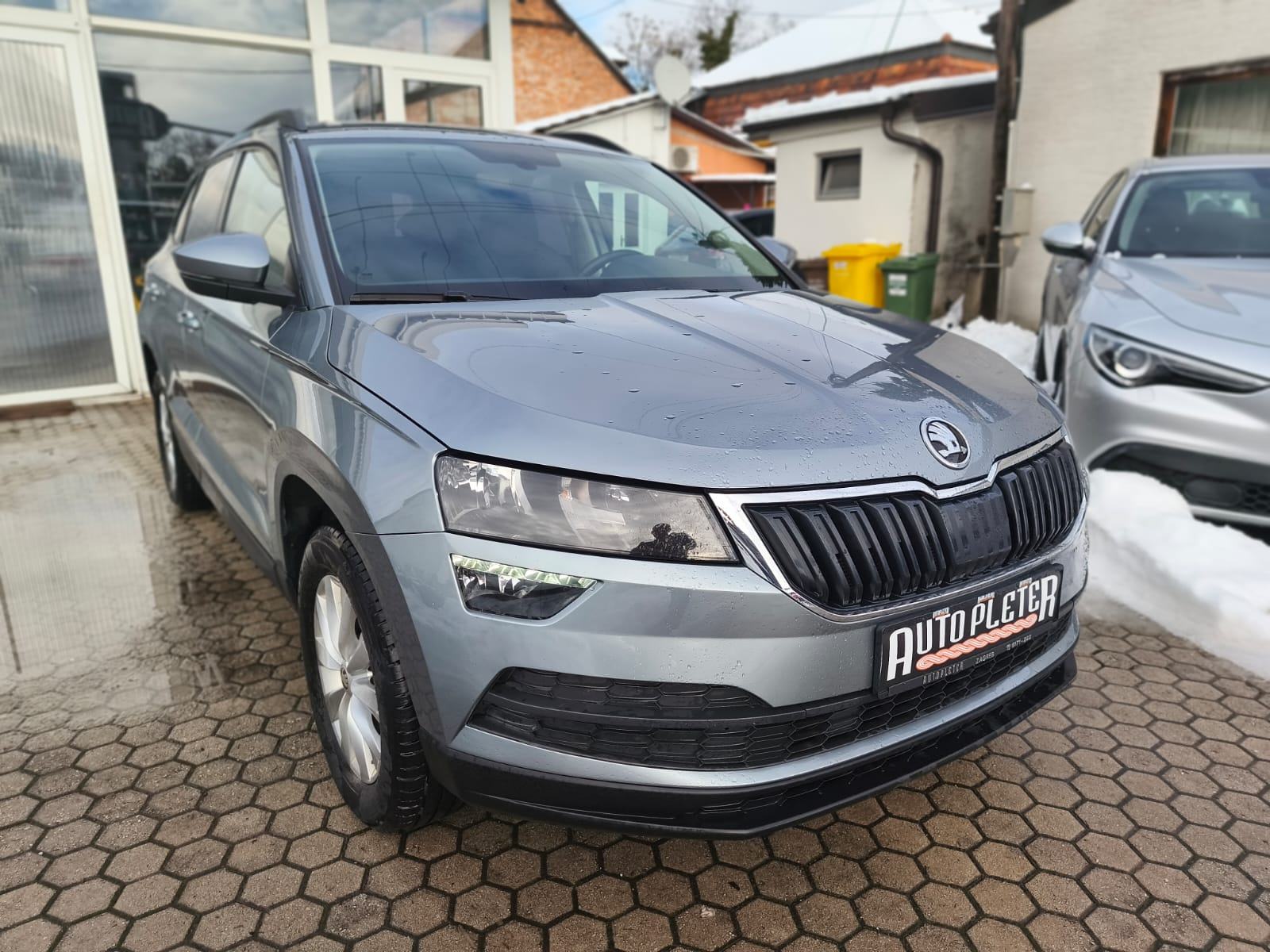 Škoda Karoq 1,5 TSI AMBITION, fotografija 9