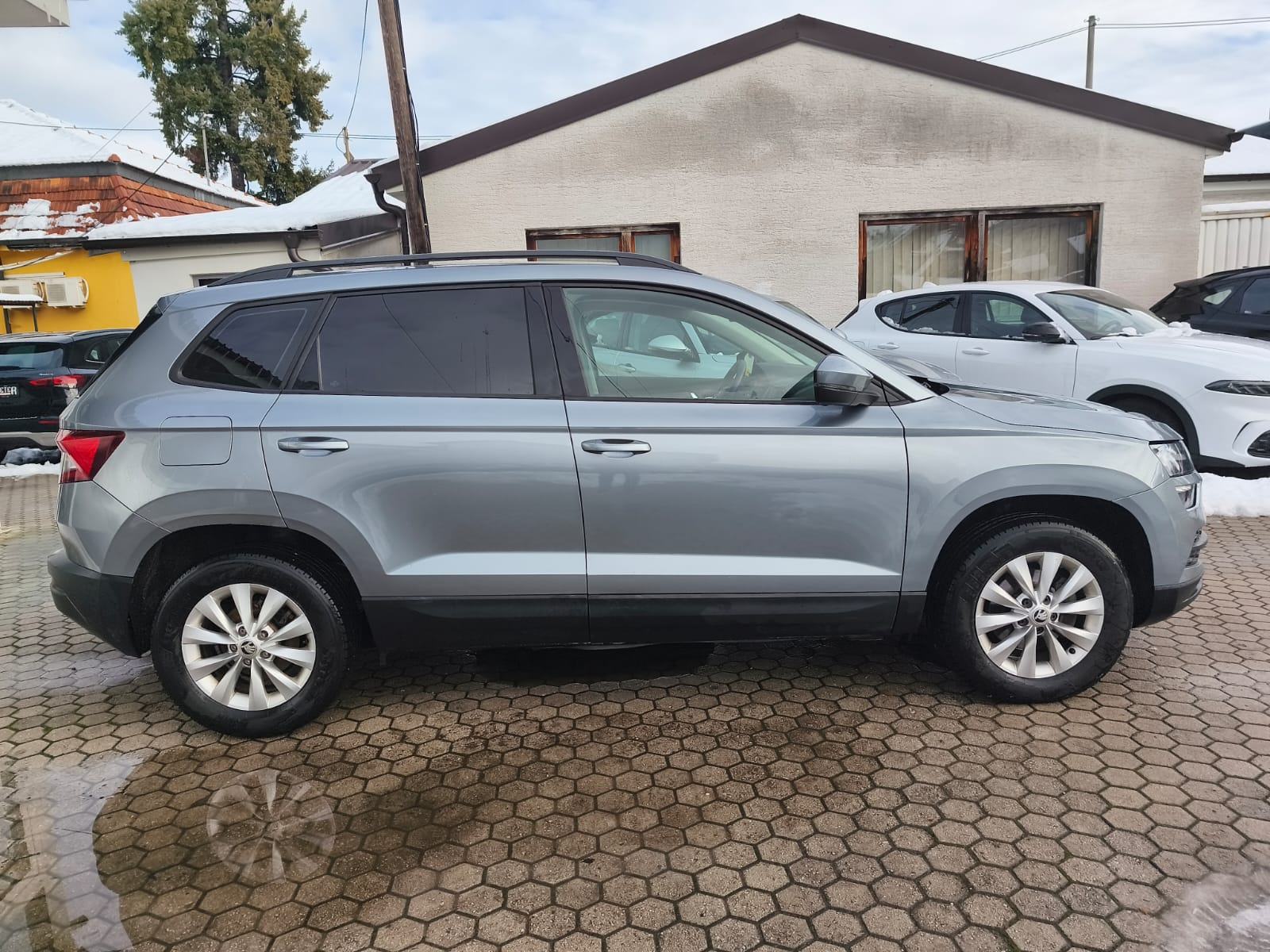 Škoda Karoq 1,5 TSI AMBITION, fotografija 8
