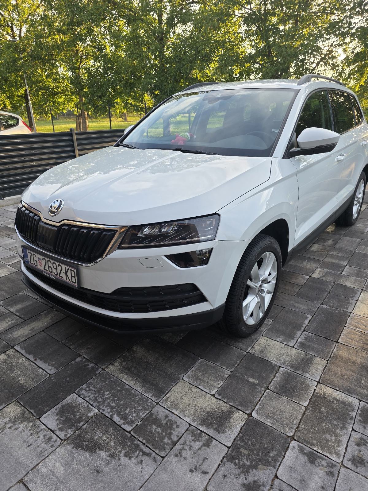 Škoda Karoq 1,5 TSI DSG Executive, fotografija 5