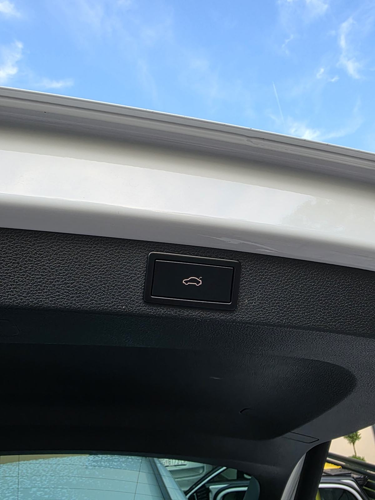 Škoda Karoq 1,5 TSI DSG Executive, fotografija 18