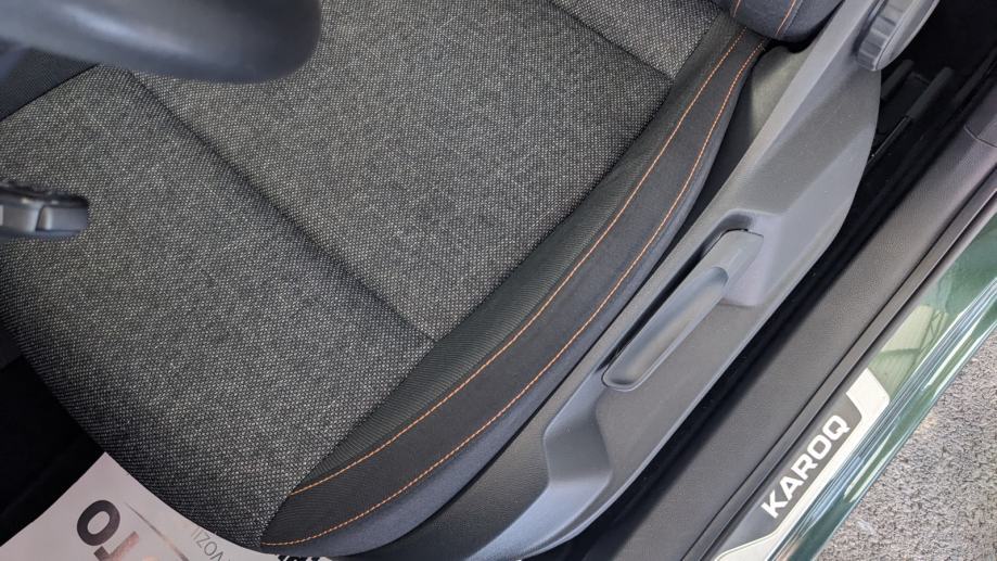 ŠKODA KAROQ 1.5 TSI DSG AMBITION CLEVER, fotografija 13