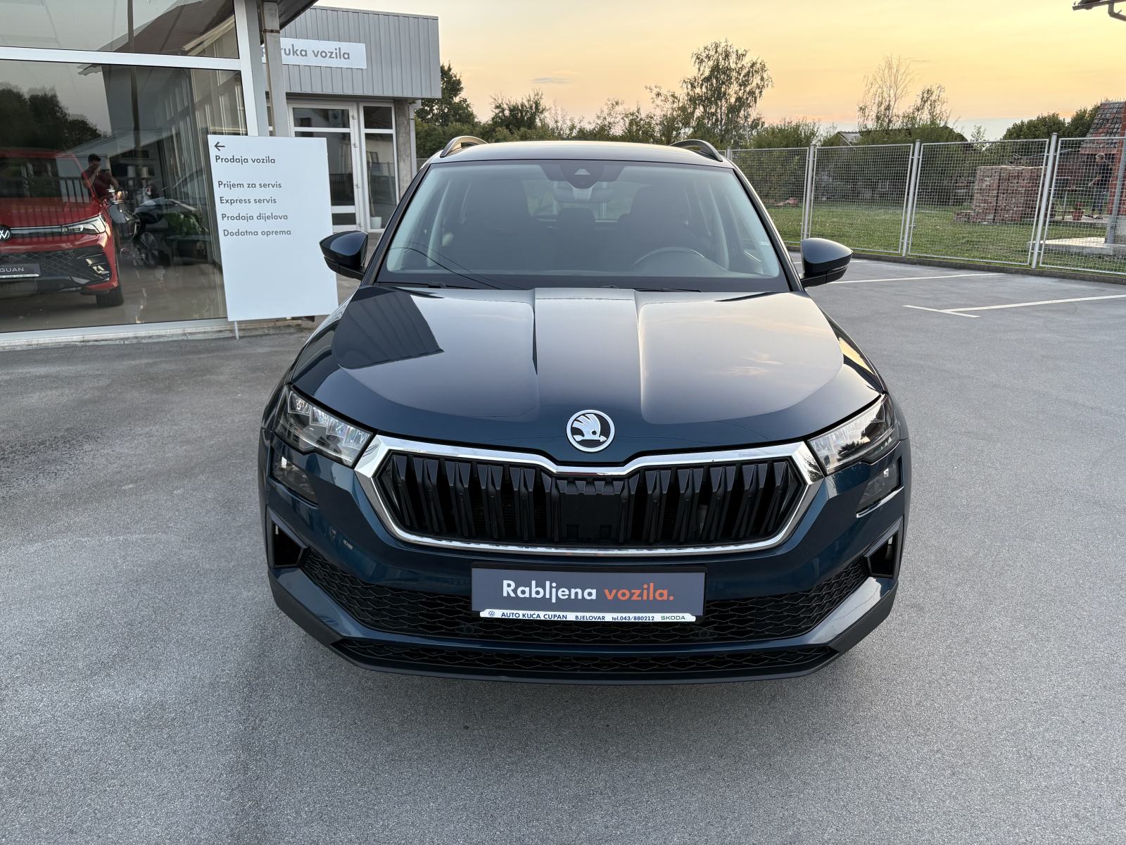 Škoda Karoq 1,5 TSI DSG NAV,LED,KEYLESS,LANE,ACC,SERVIS, fotografija 2
