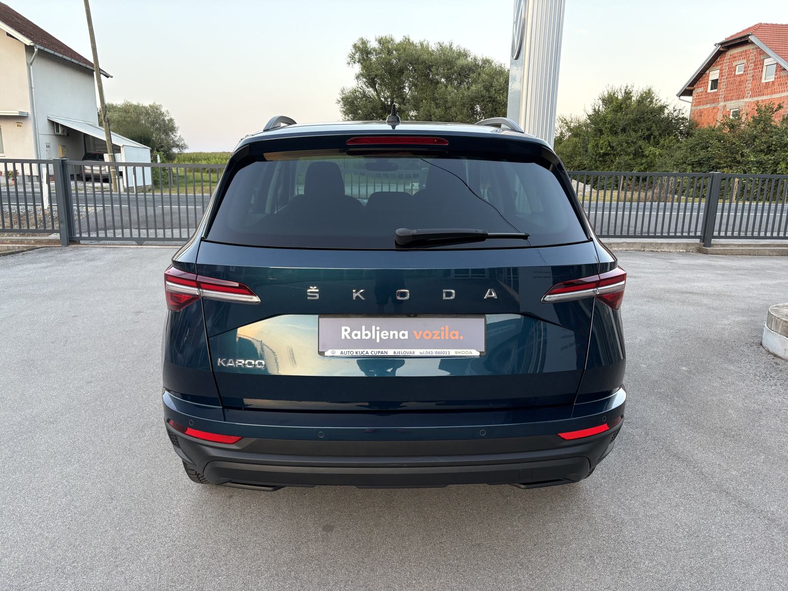 Škoda Karoq 1,5 TSI DSG NAV,LED,KEYLESS,LANE,ACC,SERVIS, fotografija 4
