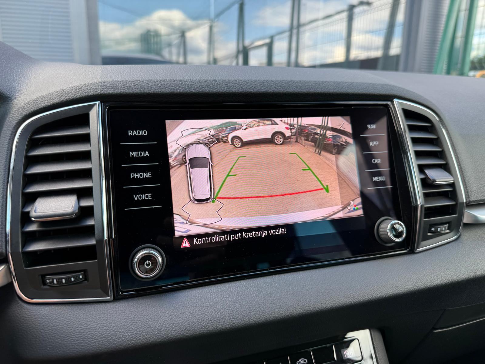 Škoda Karoq 1.5 TSI DSG °NAVI°KAMERA°JAMSTVO 12MJ°LEASING BEZ UČEŠĆA°, fotografija 16