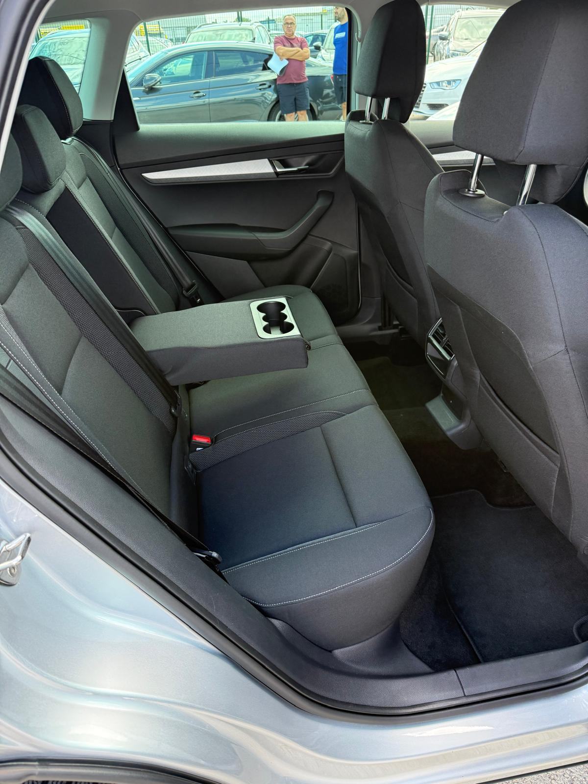 Škoda Karoq 1.5 TSI DSG °NAVI°KAMERA°JAMSTVO 12MJ°LEASING BEZ UČEŠĆA°, fotografija 15