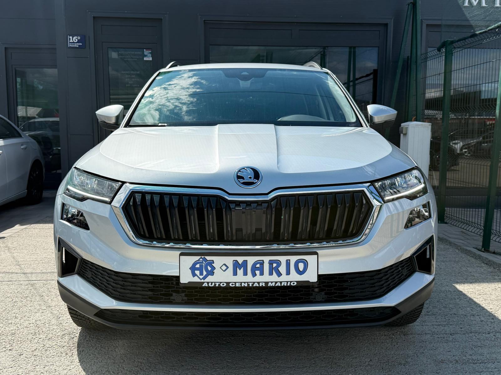 Škoda Karoq 1.5 TSI DSG °NAVI°KAMERA°JAMSTVO 12MJ°LEASING BEZ UČEŠĆA°, fotografija 3