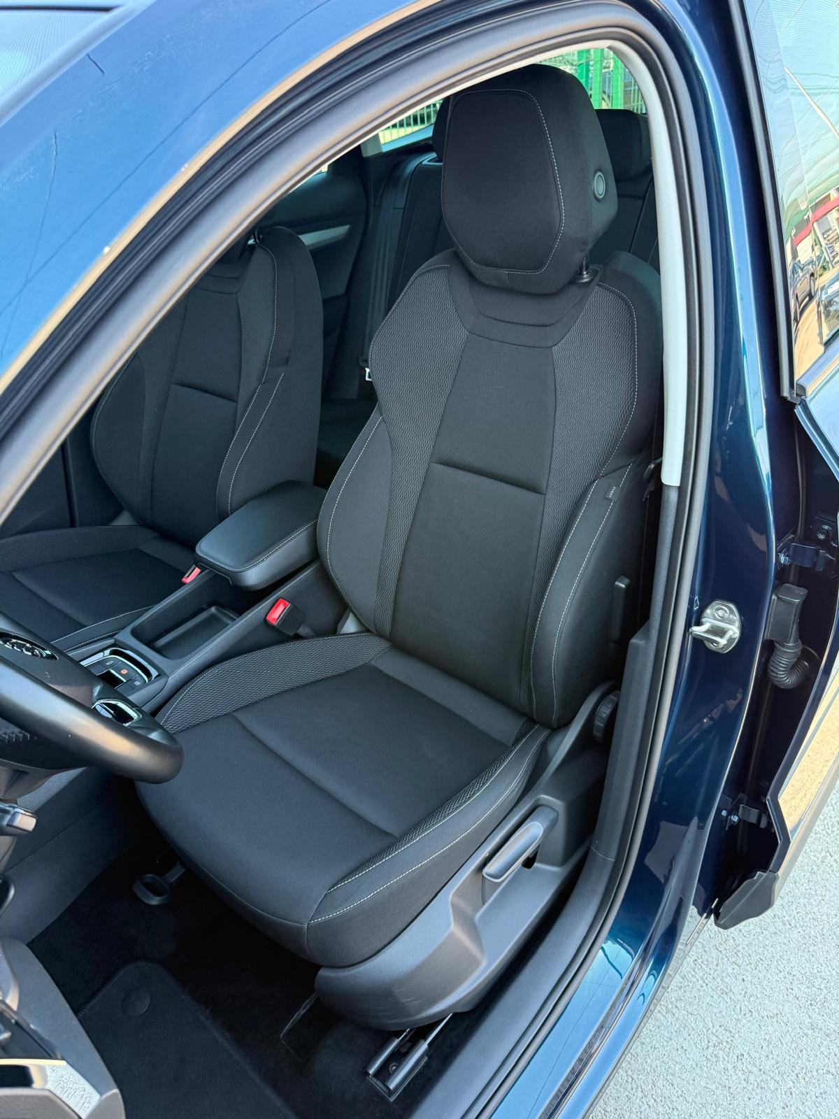 Škoda Karoq 1.5 TSI DSG °NAVI°KAMERA°JAMSTVO 12MJ°LEASING BEZ UČEŠĆA, fotografija 13