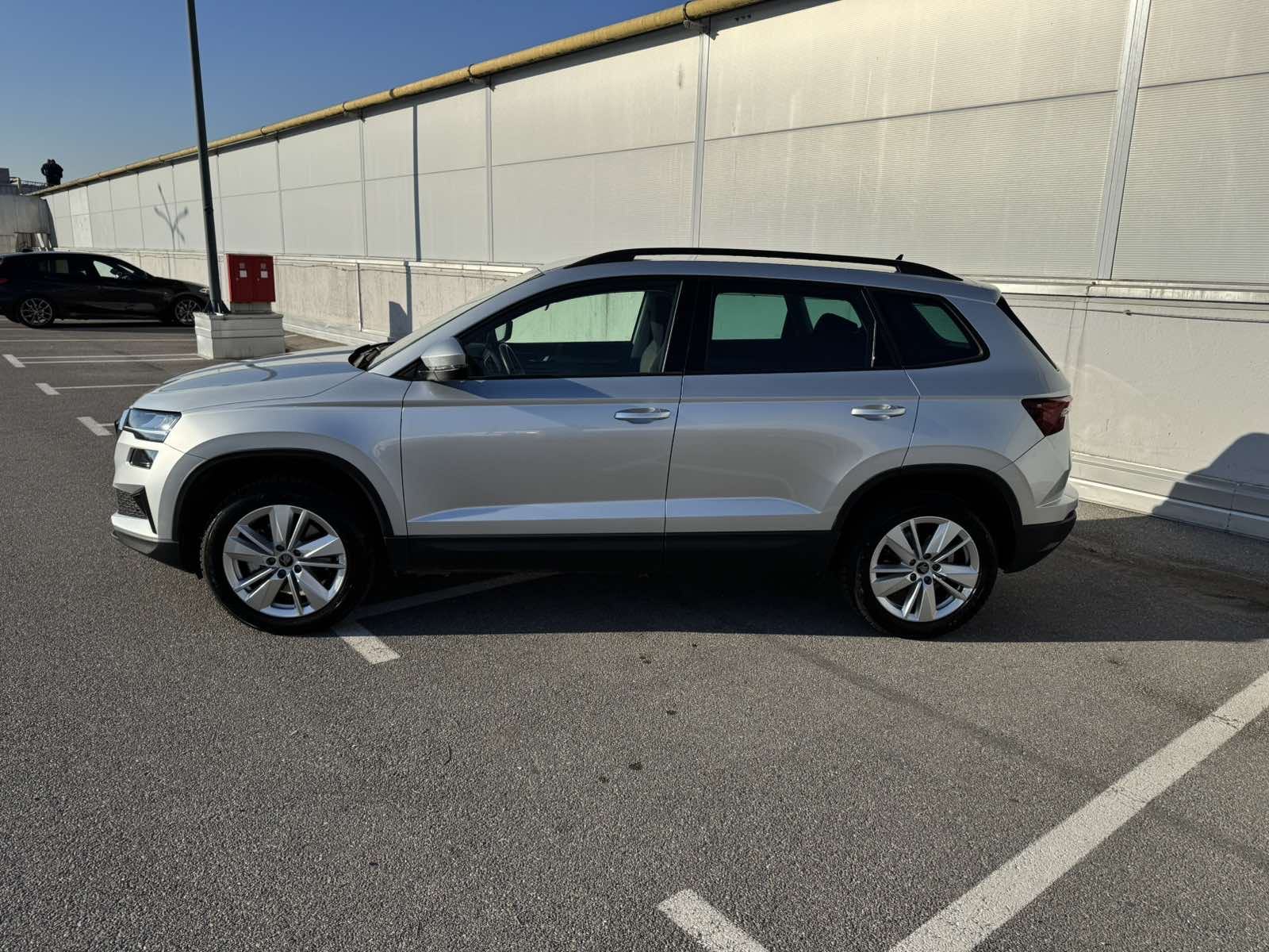 Škoda Karoq 1.5 TSI Selection,150 ks!, fotografija 3