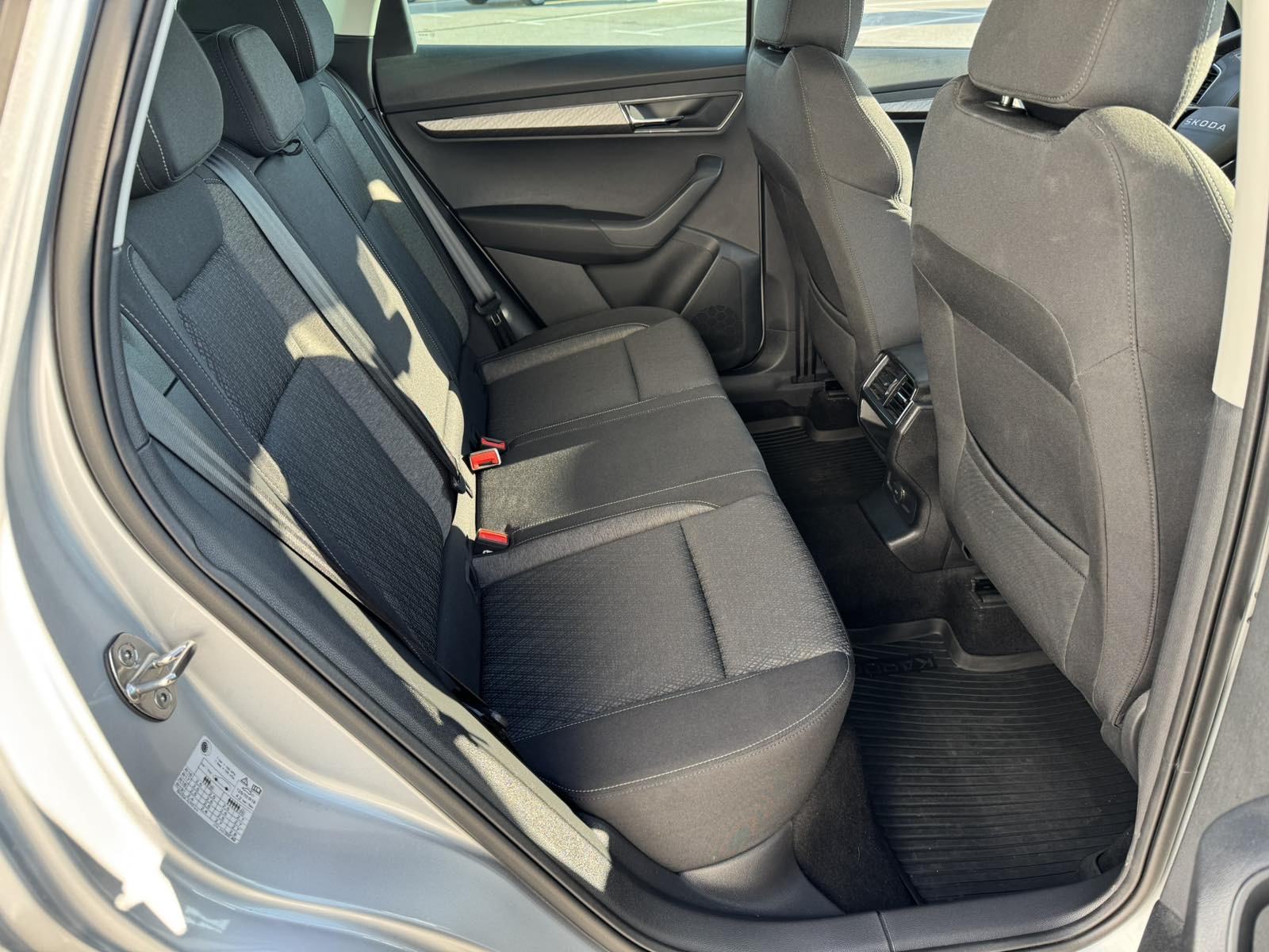 Škoda Karoq 1.5 TSI Selection,150 ks!, fotografija 11