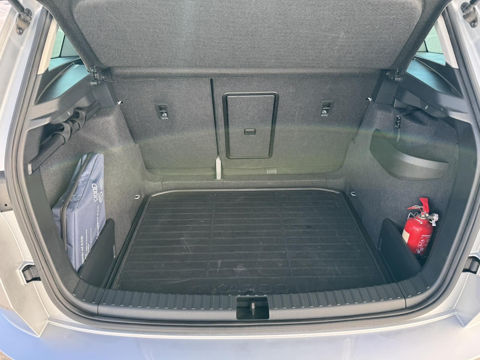 Škoda Karoq 1.5 TSI Selection,150 ks!, fotografija 19