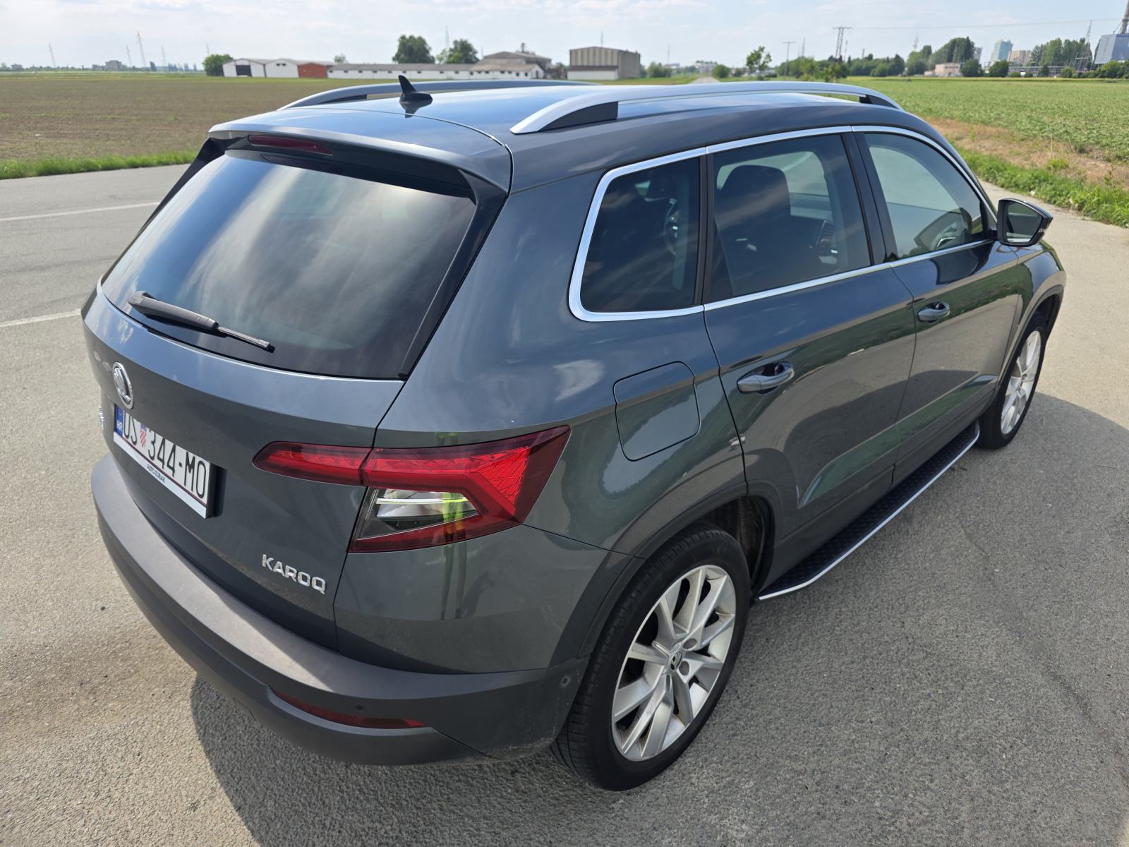 Škoda Karoq 1,5 TSI DSG, 12.2018. prvi vlasnik, puno opreme, servisna, fotografija 9