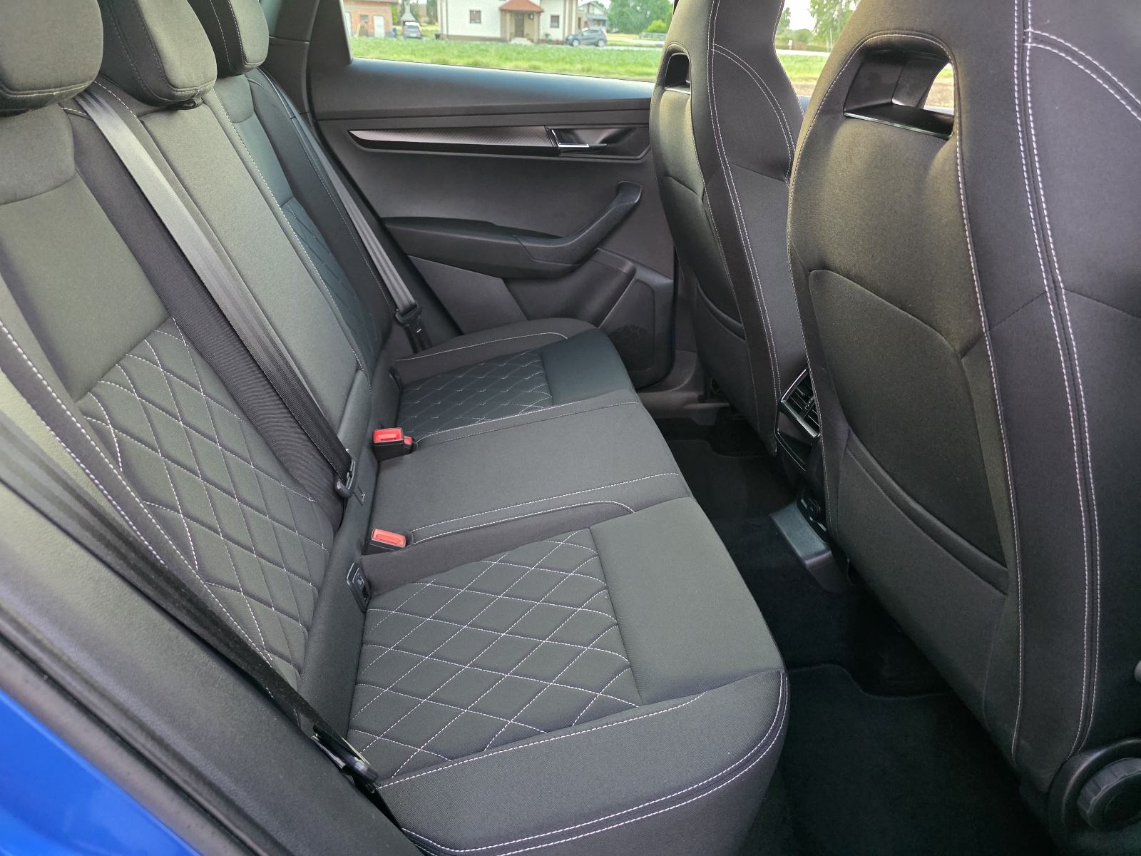 Škoda Karoq 1,5 TSI SPORTLINE, 110kw, 138.000km, LED, SPORT SJEDALA, fotografija 14