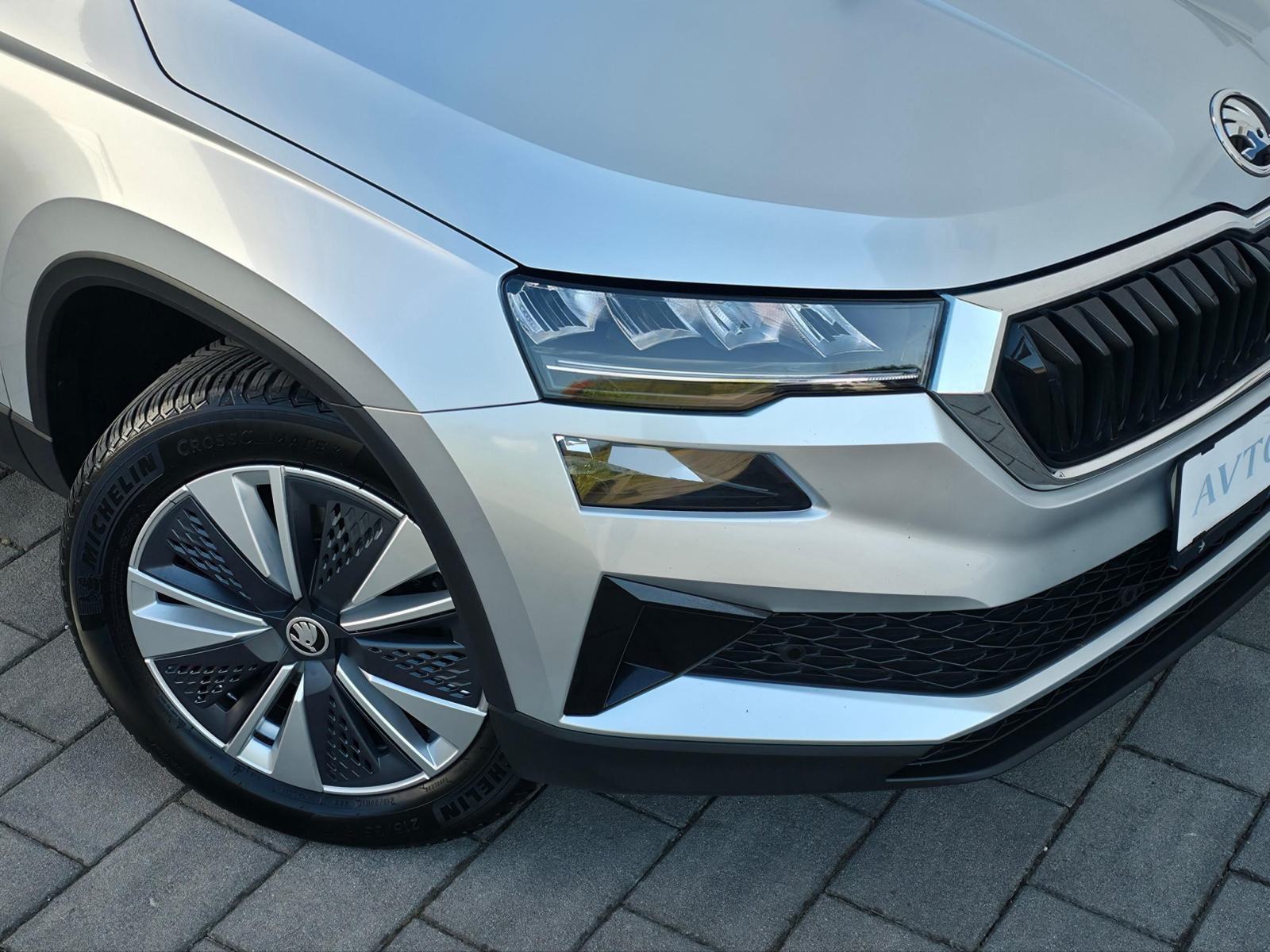 Škoda Karoq 1.5TSI Selection DSG•ACC•KAMERA•LANE•KEYLESS•17C, fotografija 20