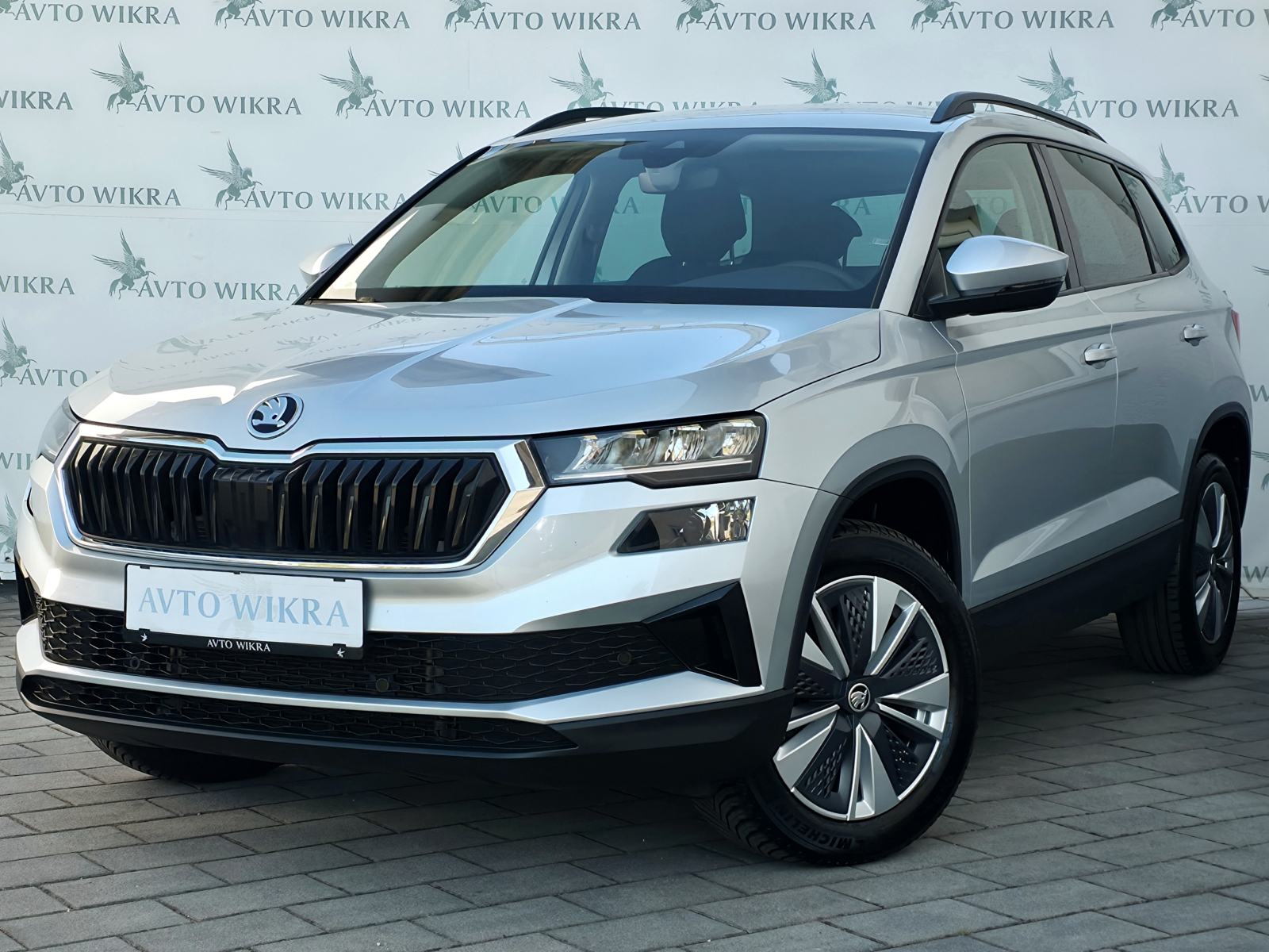 Škoda Karoq 1.5TSI Selection DSG•ACC•KAMERA•LANE•KEYLESS•17C, fotografija 2