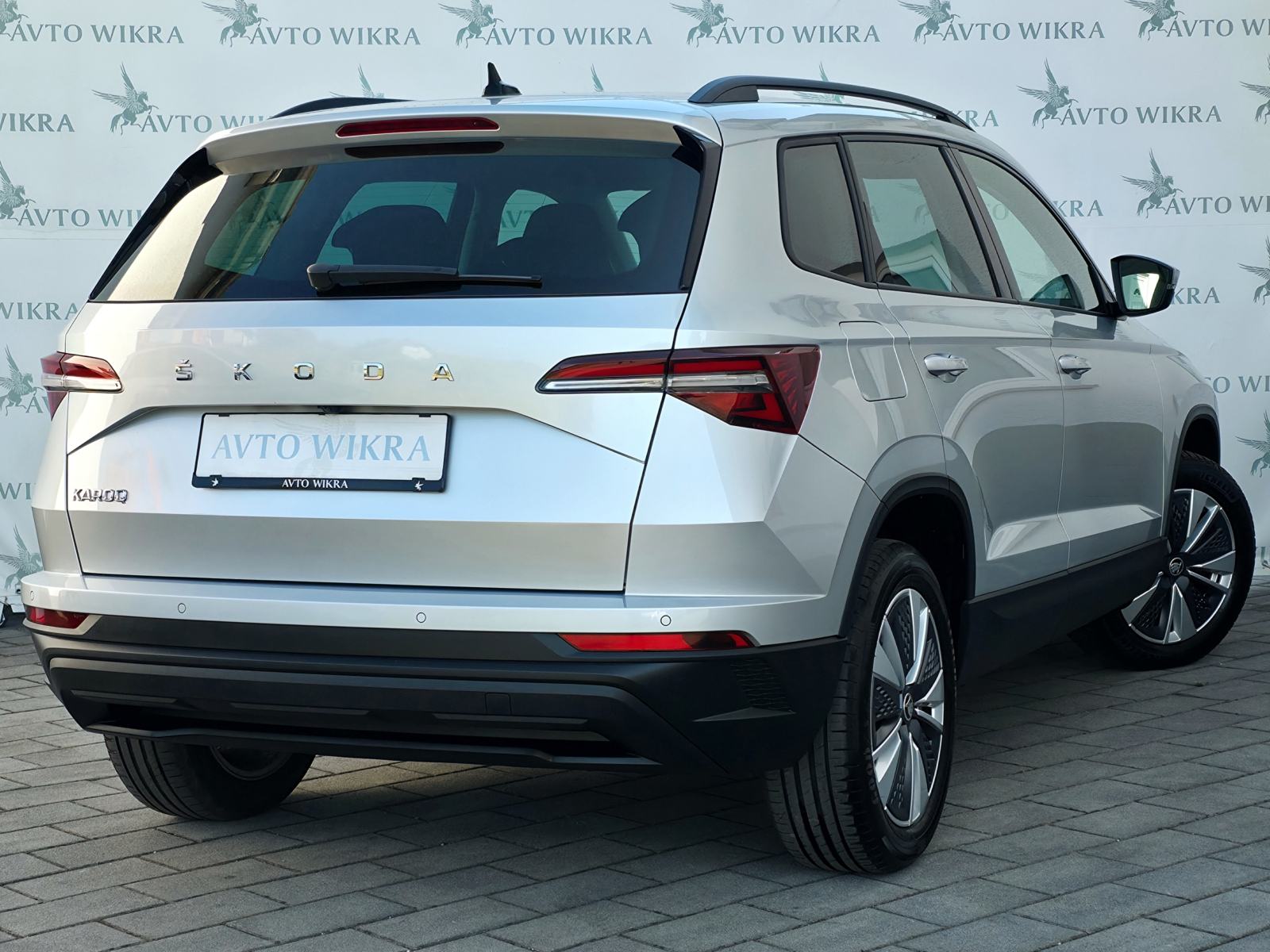 Škoda Karoq 1.5TSI Selection DSG•ACC•KAMERA•LANE•KEYLESS•17C, fotografija 4