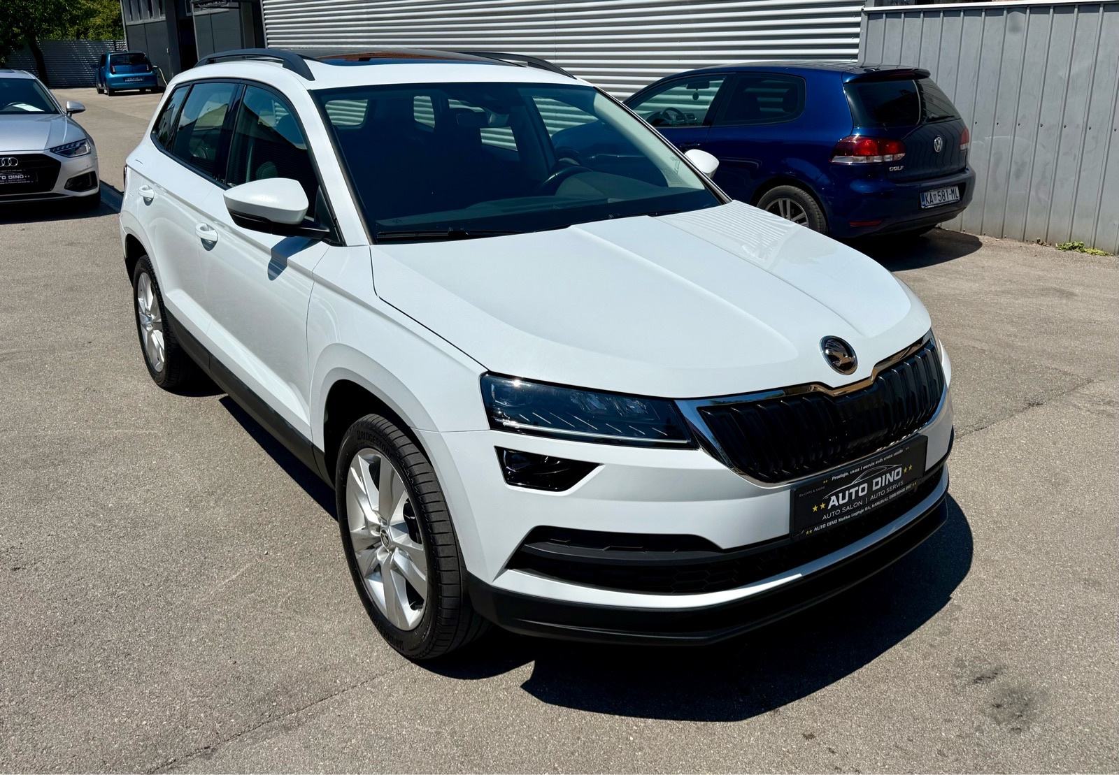 ⭐️ŠKODA KAROQ 1.5TSI STYLE DSG,MATRIX,PANO,ALU 18"⭐️GARANCIJA⭐️, fotografija 2