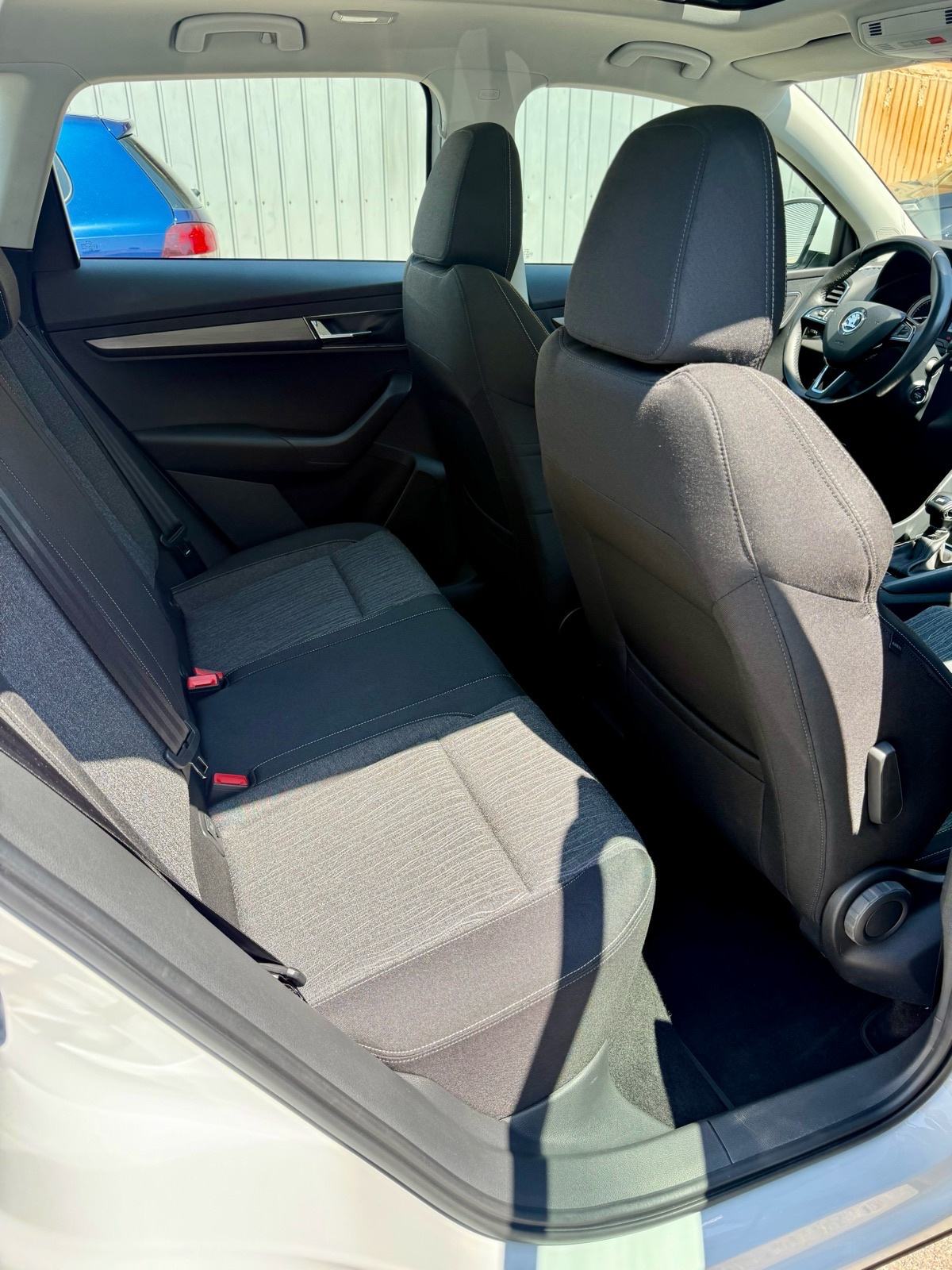 ⭐️ŠKODA KAROQ 1.5TSI STYLE DSG,MATRIX,PANO,ALU 18"⭐️GARANCIJA⭐️, fotografija 13