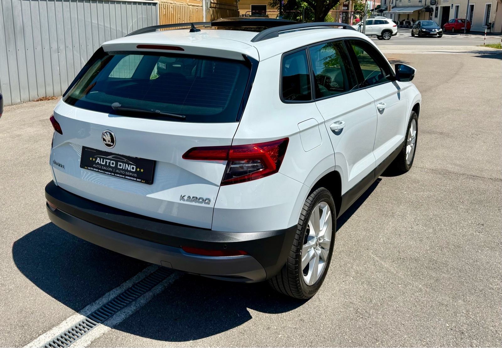 ⭐️ŠKODA KAROQ 1.5TSI STYLE DSG,MATRIX,PANO,ALU 18"⭐️GARANCIJA⭐️, fotografija 5