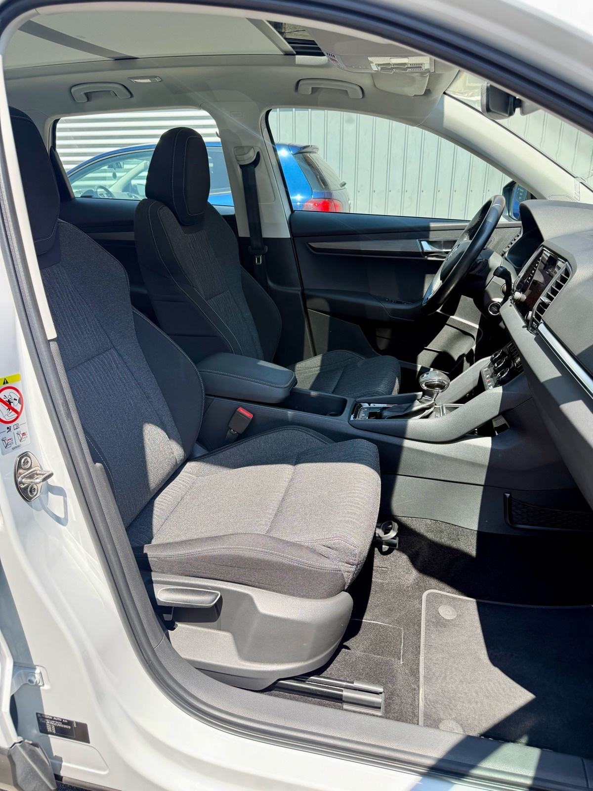 ⭐️ŠKODA KAROQ 1.5TSI STYLE DSG,MATRIX,PANO,ALU 18"⭐️GARANCIJA⭐️, fotografija 11