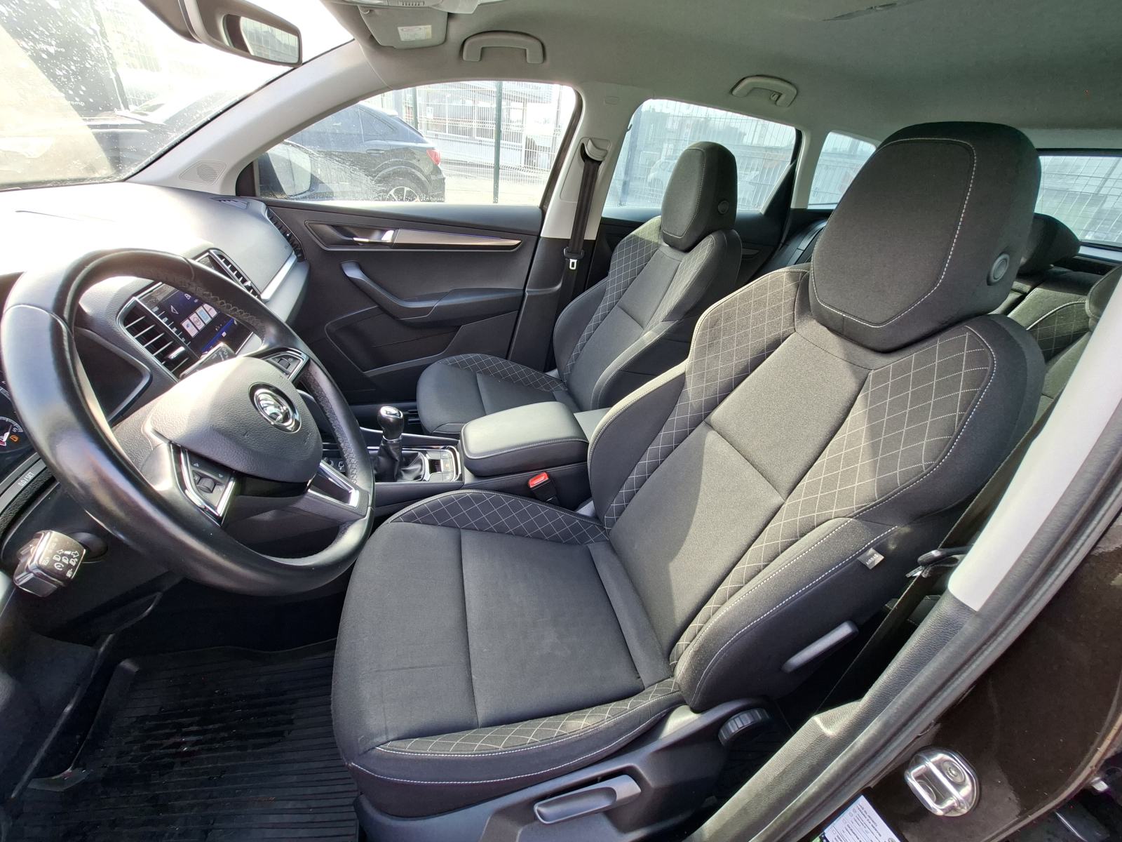 Škoda Karoq 1,6 AMBITION, fotografija 9