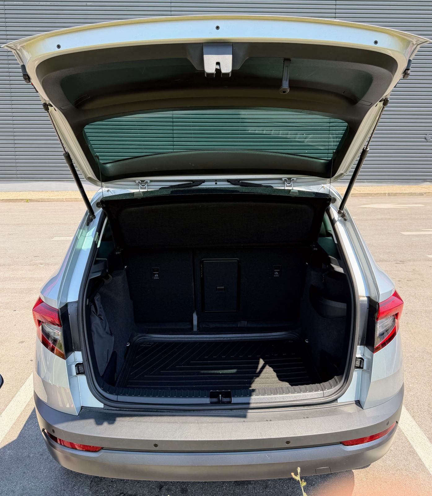 Škoda Karoq 1.6 TDI DSG Style 2021.godište HR vozilo,uredno održavano, fotografija 17