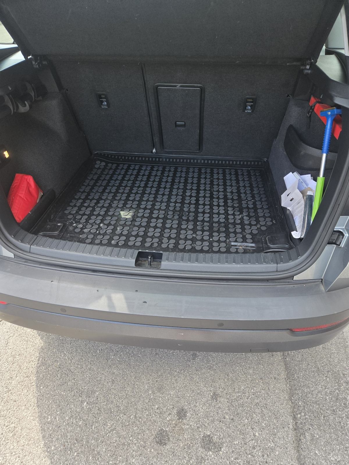 Škoda Karoq 1,6 DSG 1god.reg, fotografija 6