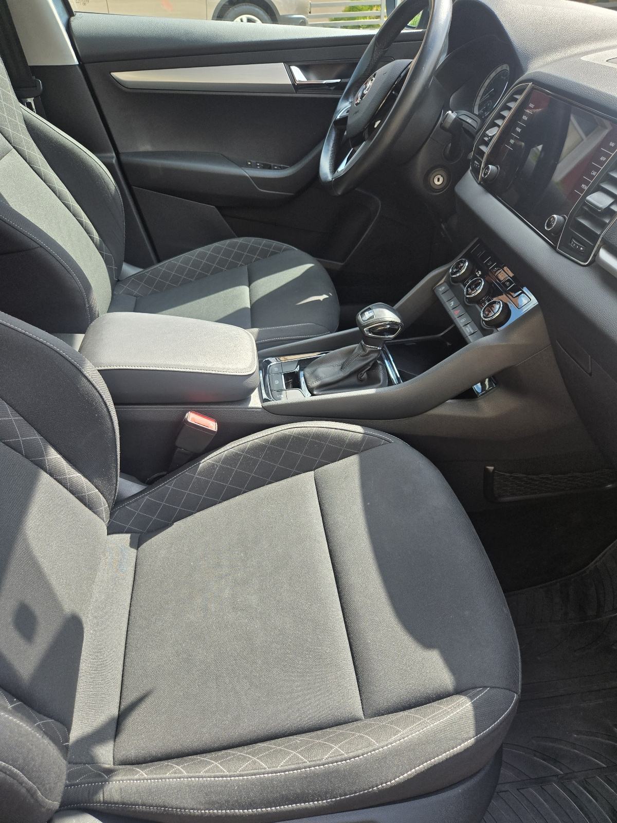 Škoda Karoq 1,6 DSG 1god.reg, fotografija 4