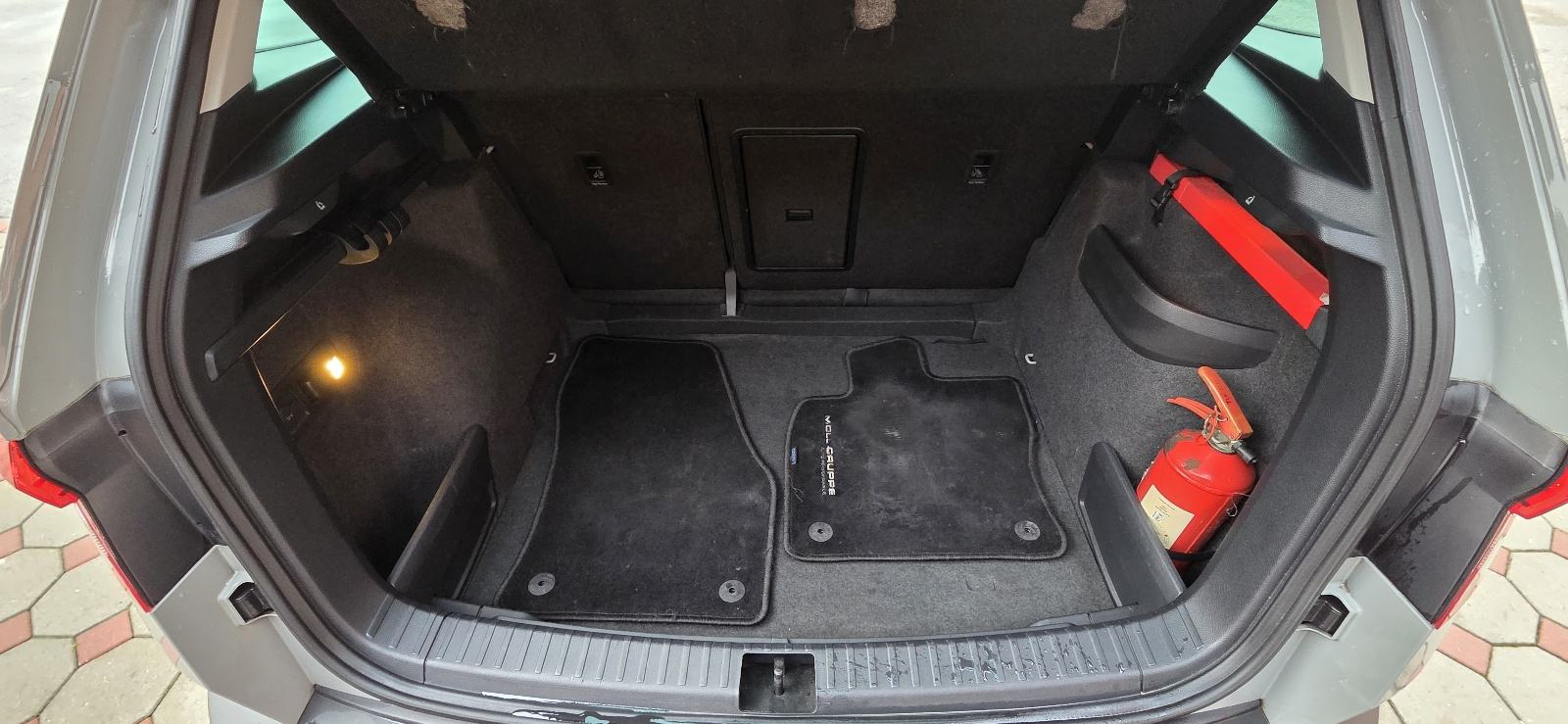 Škoda Karoq 1,6, fotografija 17