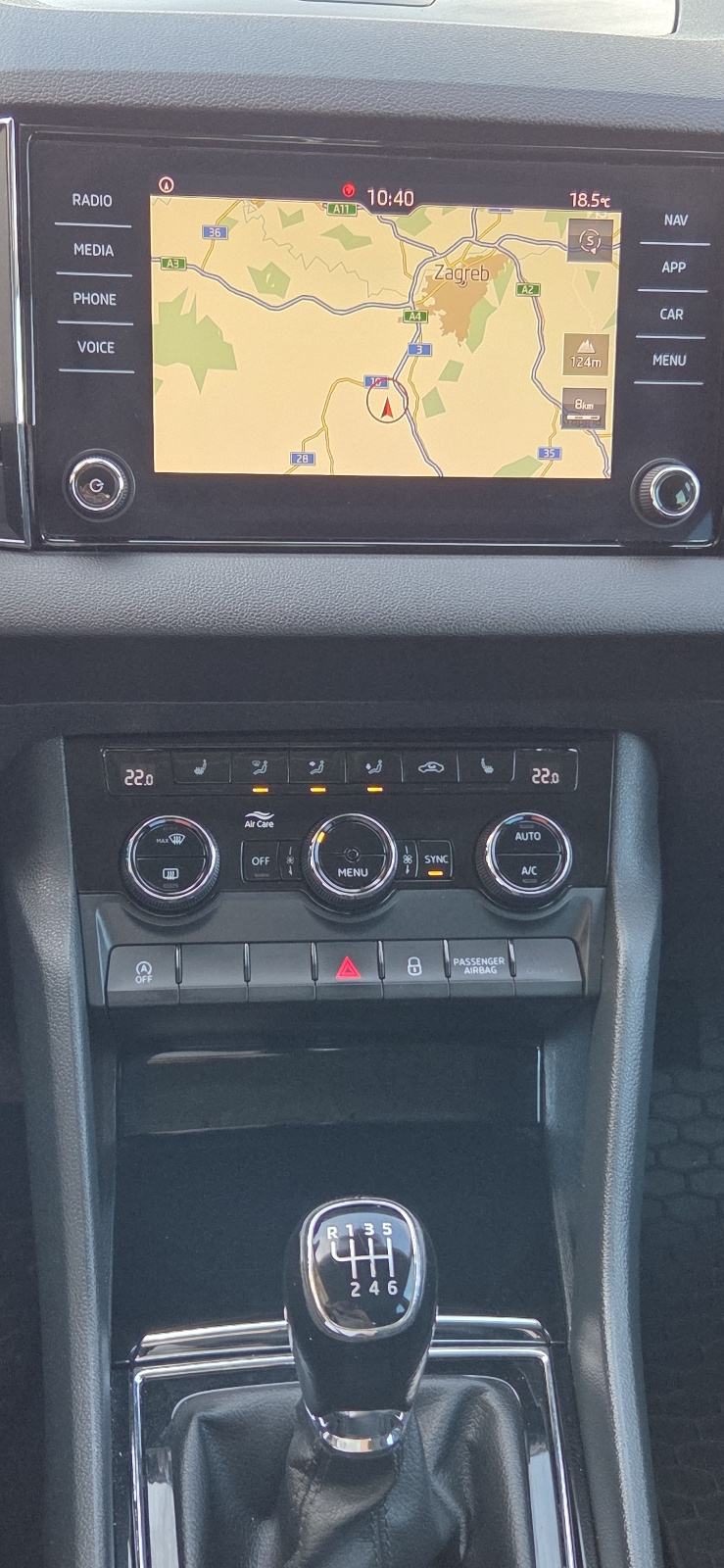 Škoda Karoq 1,6, fotografija 11