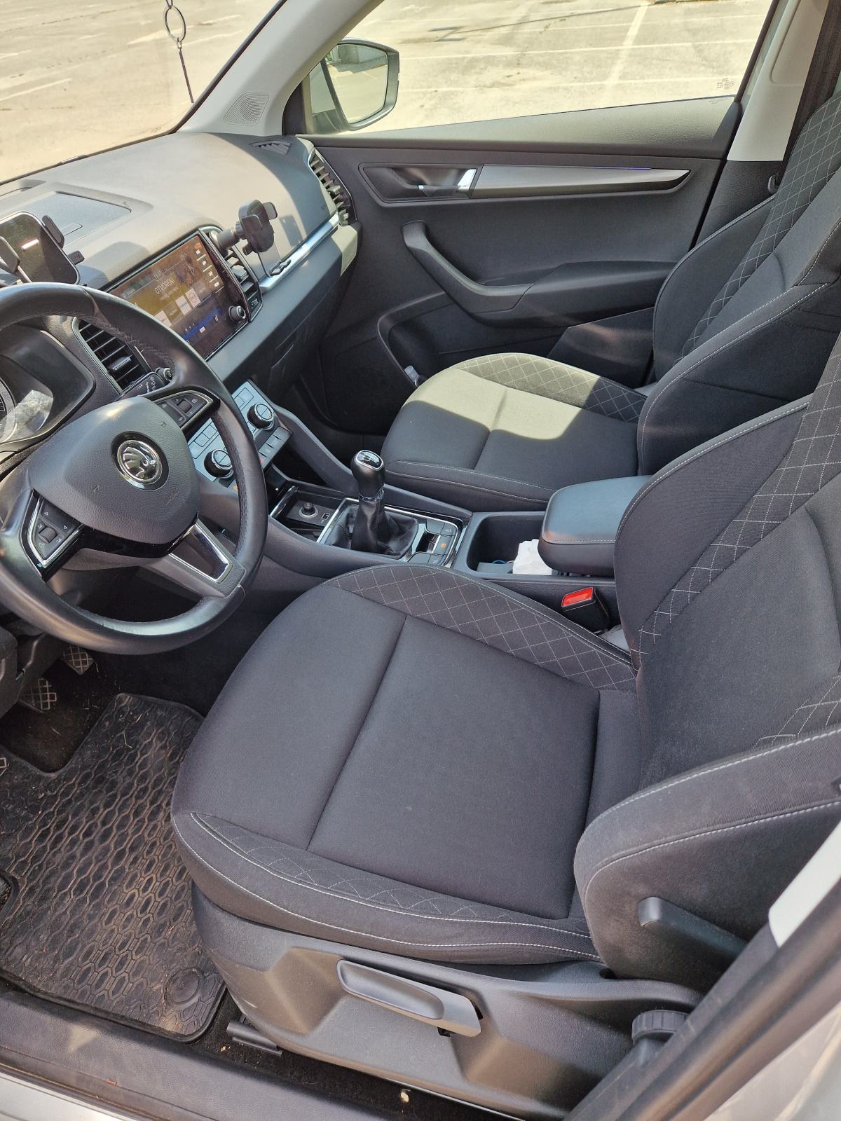 Škoda Karoq 1,6, fotografija 4