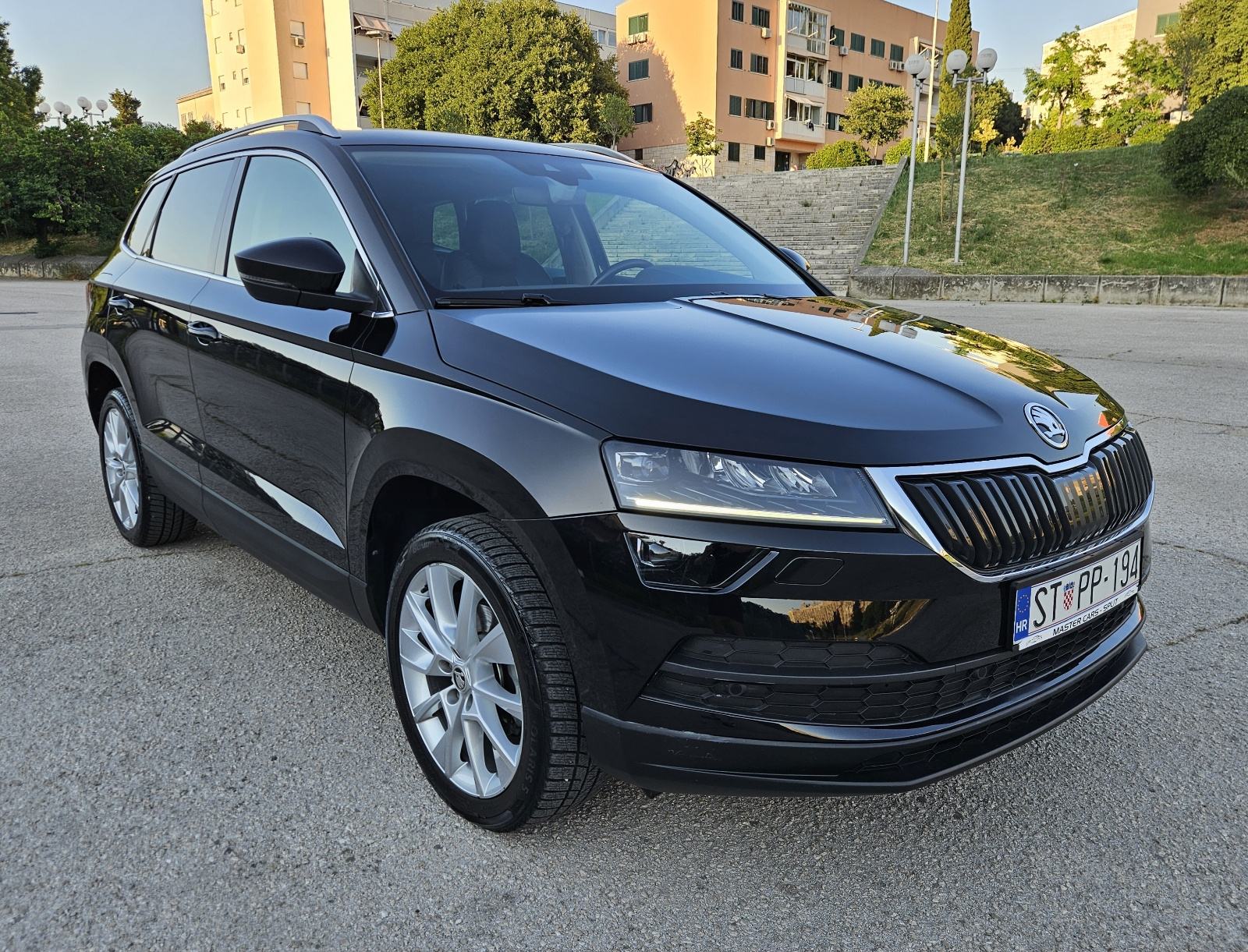 ŠKODA KAROQ 1,6 TDI • AUTOMATIK DSG • FULL OPREMA STYLE • JAMSTVO, fotografija 10