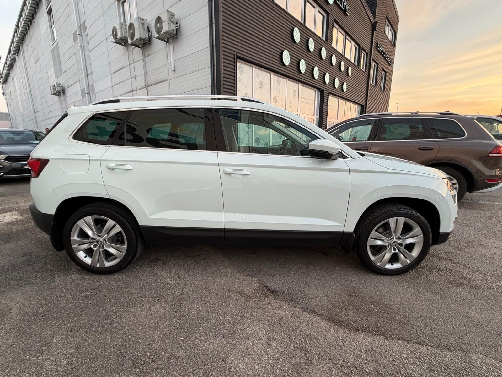 Škoda Karoq 1,6 TDI DSG/FULL LED/NAVI-KAMERA, fotografija 5