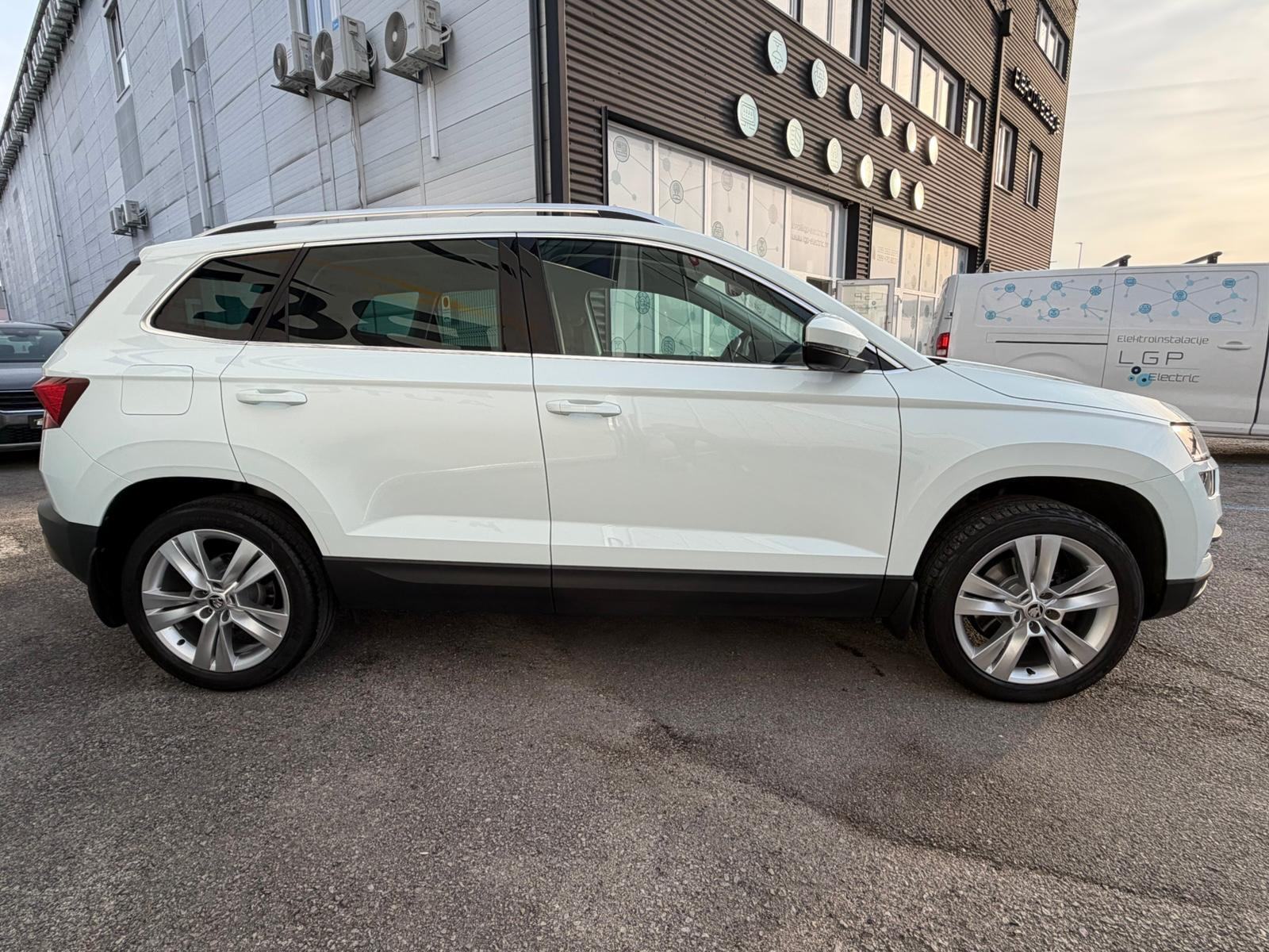 Škoda Karoq 1,6 TDI DSG/FULL LED/NAVI-KAMERA, fotografija 18