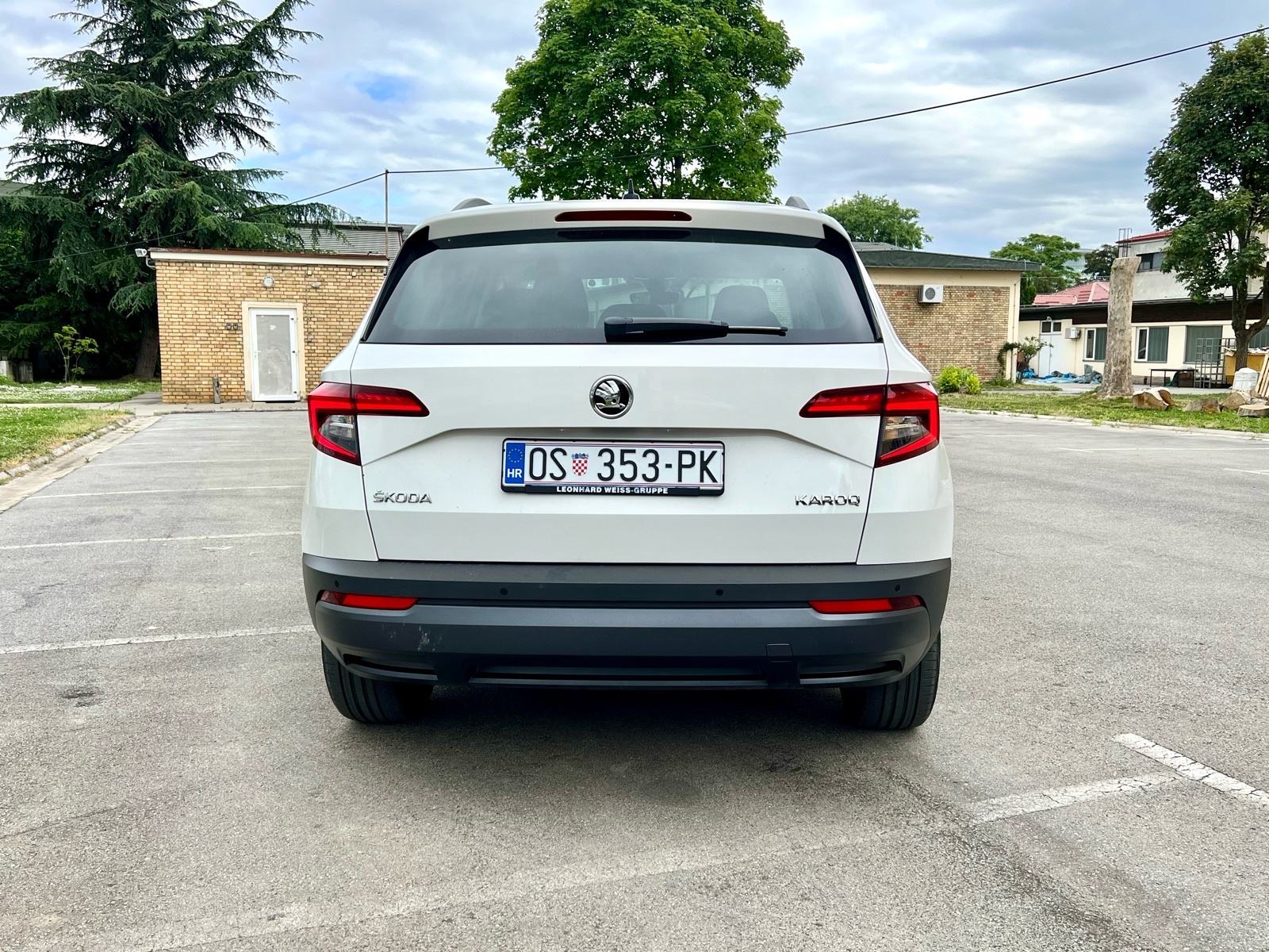 Škoda Karoq 1.6 TDI DSG * reg 1 god * adapt temp.* navi * servis*, fotografija 6