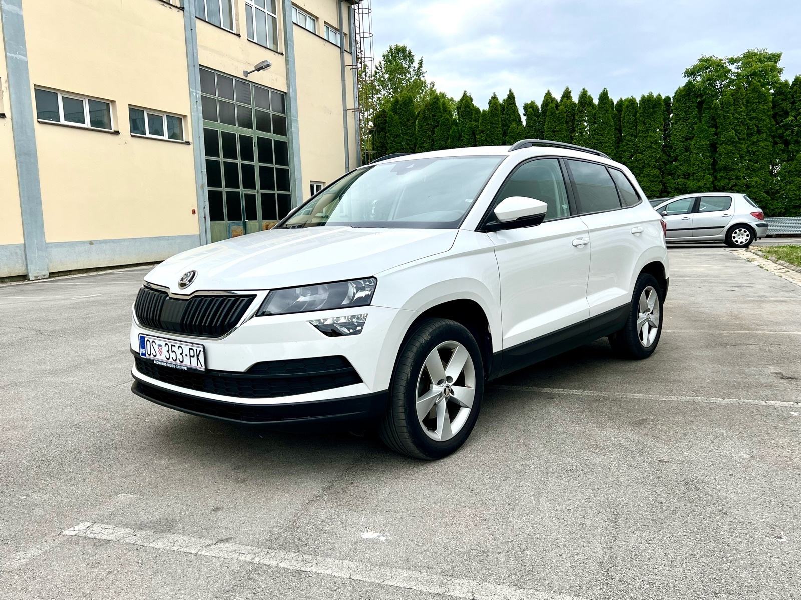 Škoda Karoq 1.6 TDI DSG * reg 1 god * adapt temp.* navi * servis*, fotografija 3