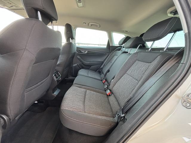 Škoda Karoq 1,6 TDI DSG STYLE, NAVIGACIJA, KAMERA, GRIJANJE SJEDALA, fotografija 10