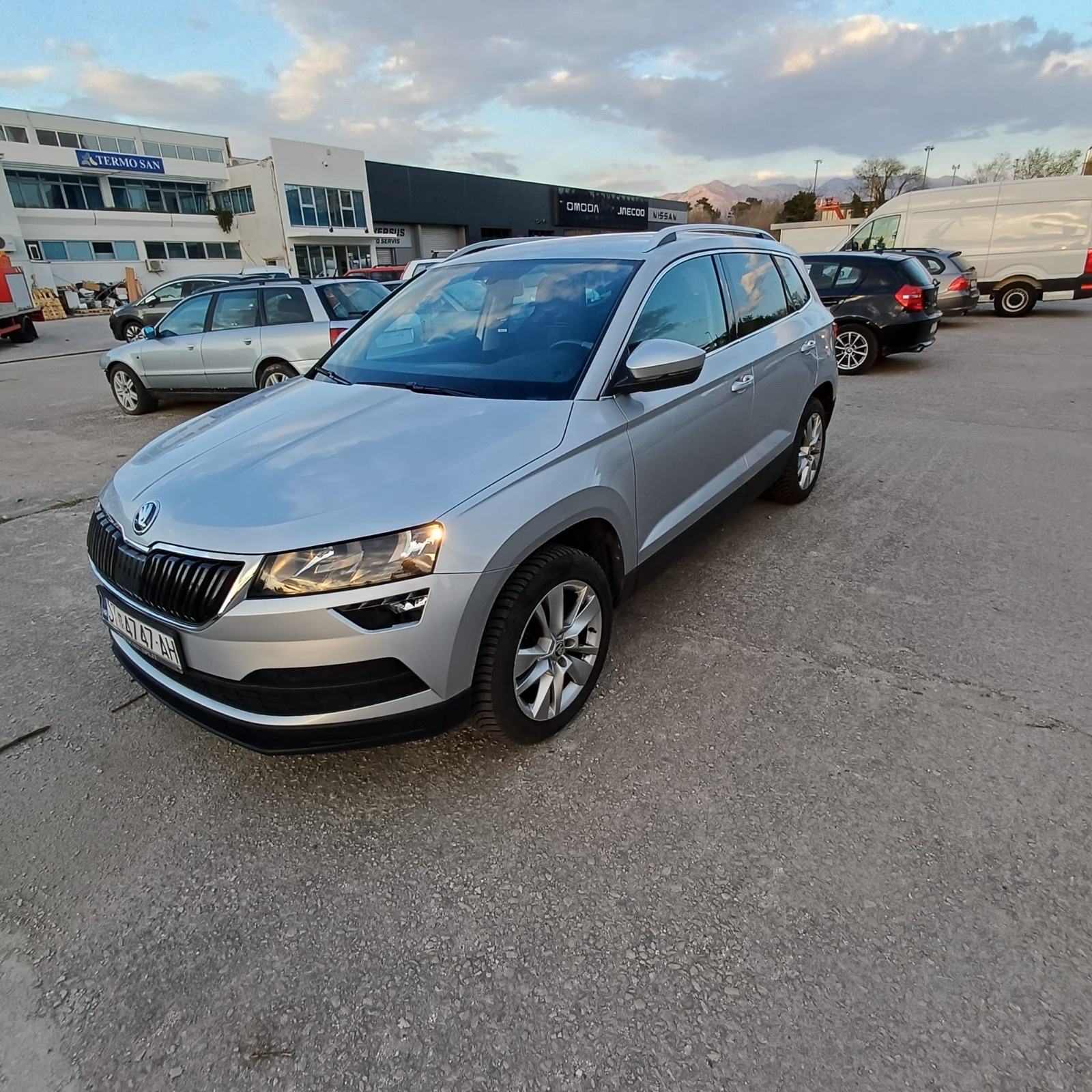 Škoda Karoq 1,6 TDI EDITION PLUS samo 101954km, fotografija 15