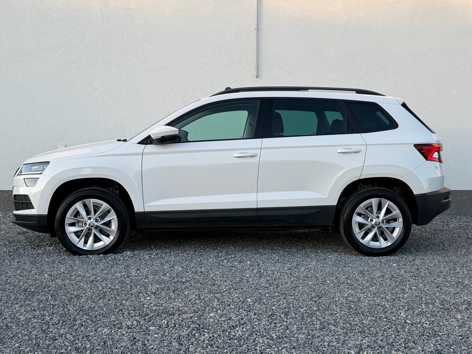 Škoda Karoq 1,6 TDI kamera/xenon/led/panorama//veliki sevis//jamstvo//, fotografija 6