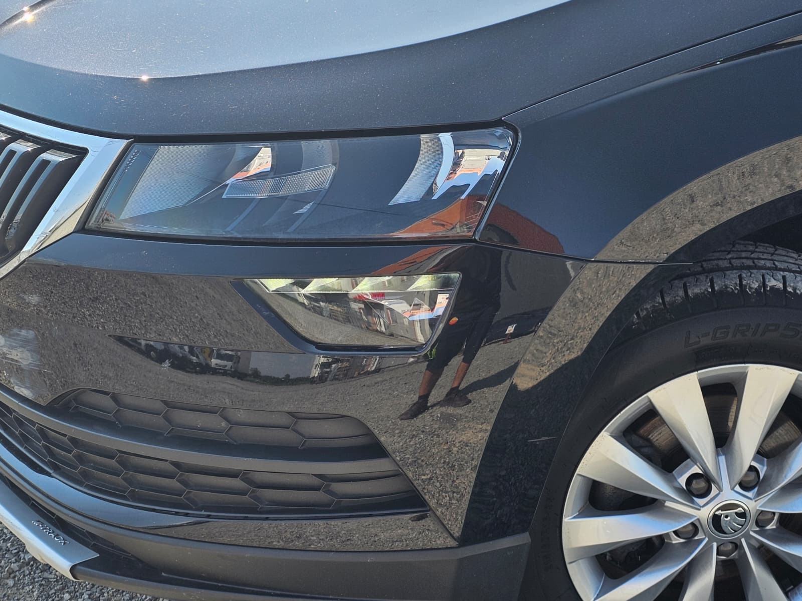 SKODA KAROQ 1.6 TDI-oštećeno vozilo, fotografija 13