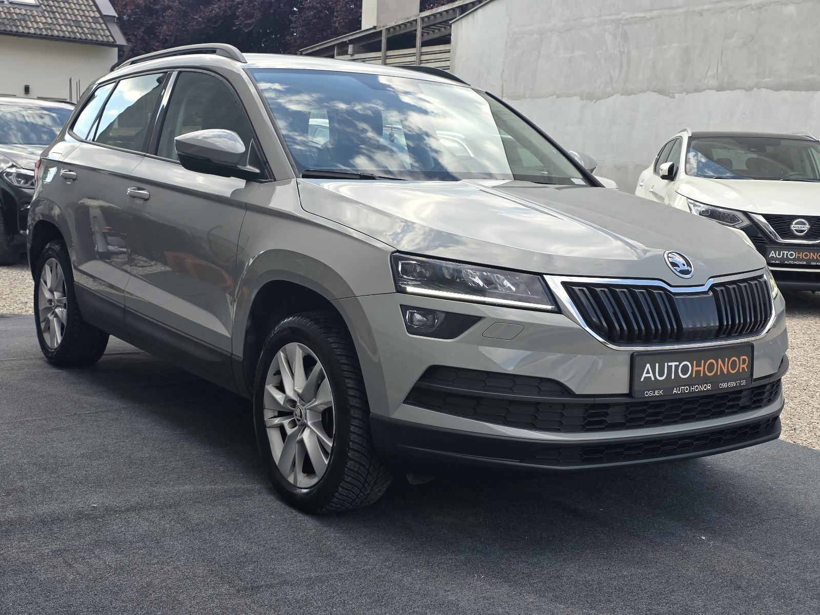 Škoda Karoq 1,6 TDI Servisna LED Kamera Navigacija Jamstvo 12 mj, fotografija 4