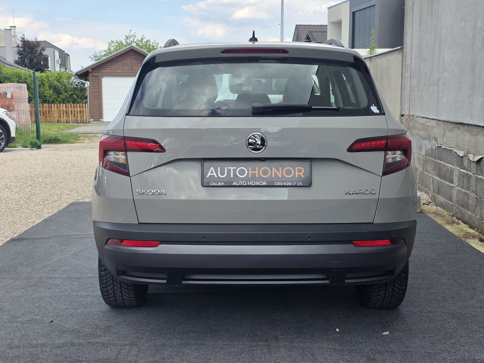 Škoda Karoq 1,6 TDI Servisna LED Kamera Navigacija Jamstvo 12 mj, fotografija 6