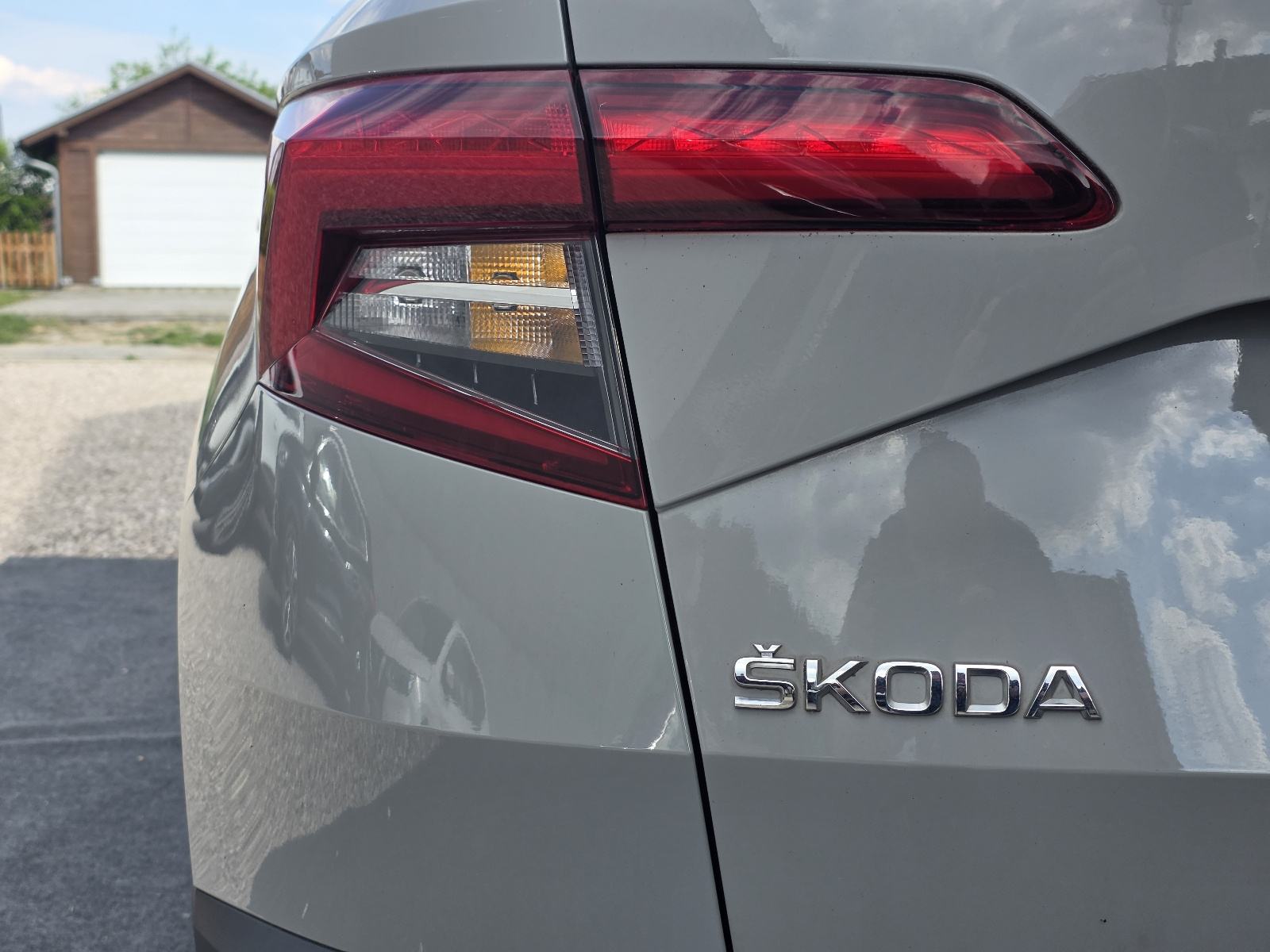 Škoda Karoq 1,6 TDI Servisna LED Kamera Navigacija Jamstvo 12 mj, fotografija 11