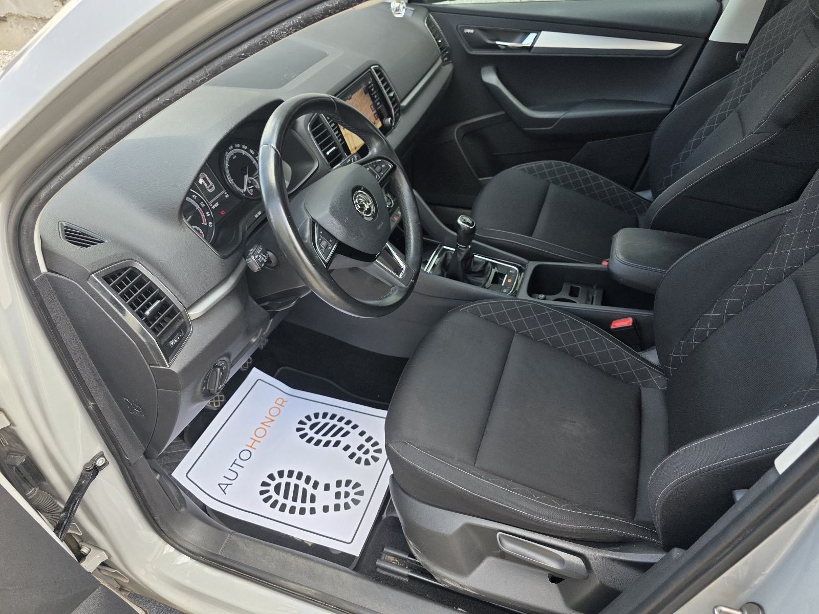 Škoda Karoq 1,6 TDI Servisna LED Kamera Navigacija Jamstvo 12 mj, fotografija 12