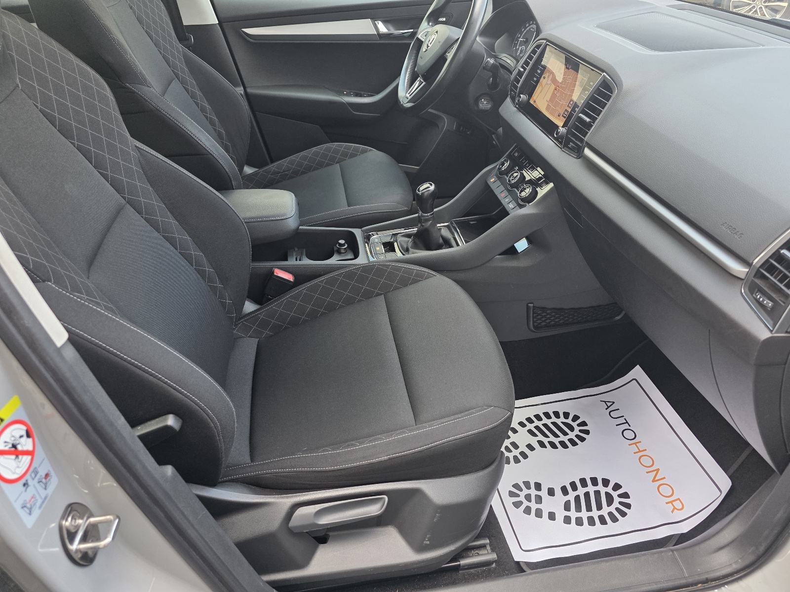 Škoda Karoq 1,6 TDI Servisna LED Kamera Navigacija Jamstvo 12 mj, fotografija 15
